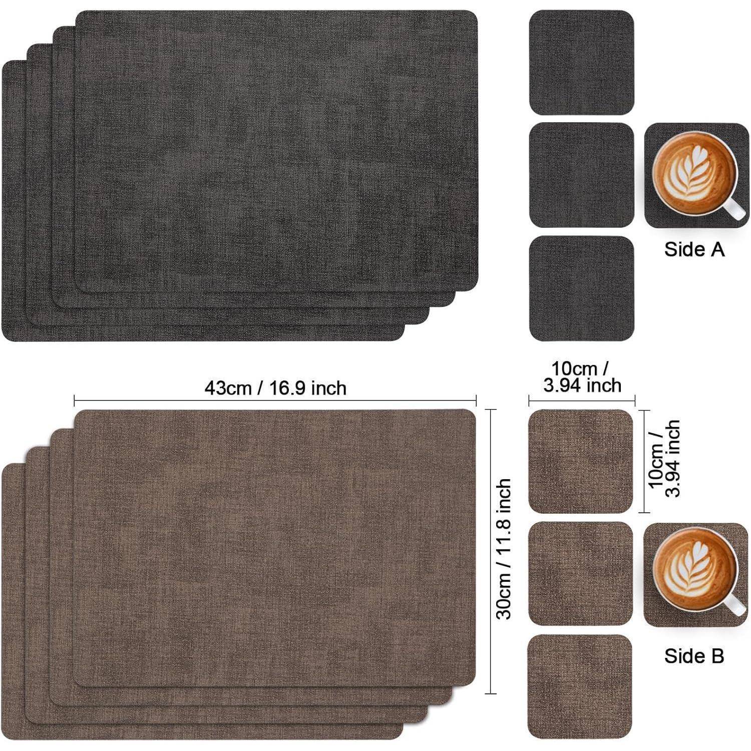 Ein Set aus Tischsets und Untersetzer in dunklen und hellen Brauntönen, dargestellt mit Abmessungen. Untersetzer mit einem Latte, auf dem Blattkunst zu sehen ist.