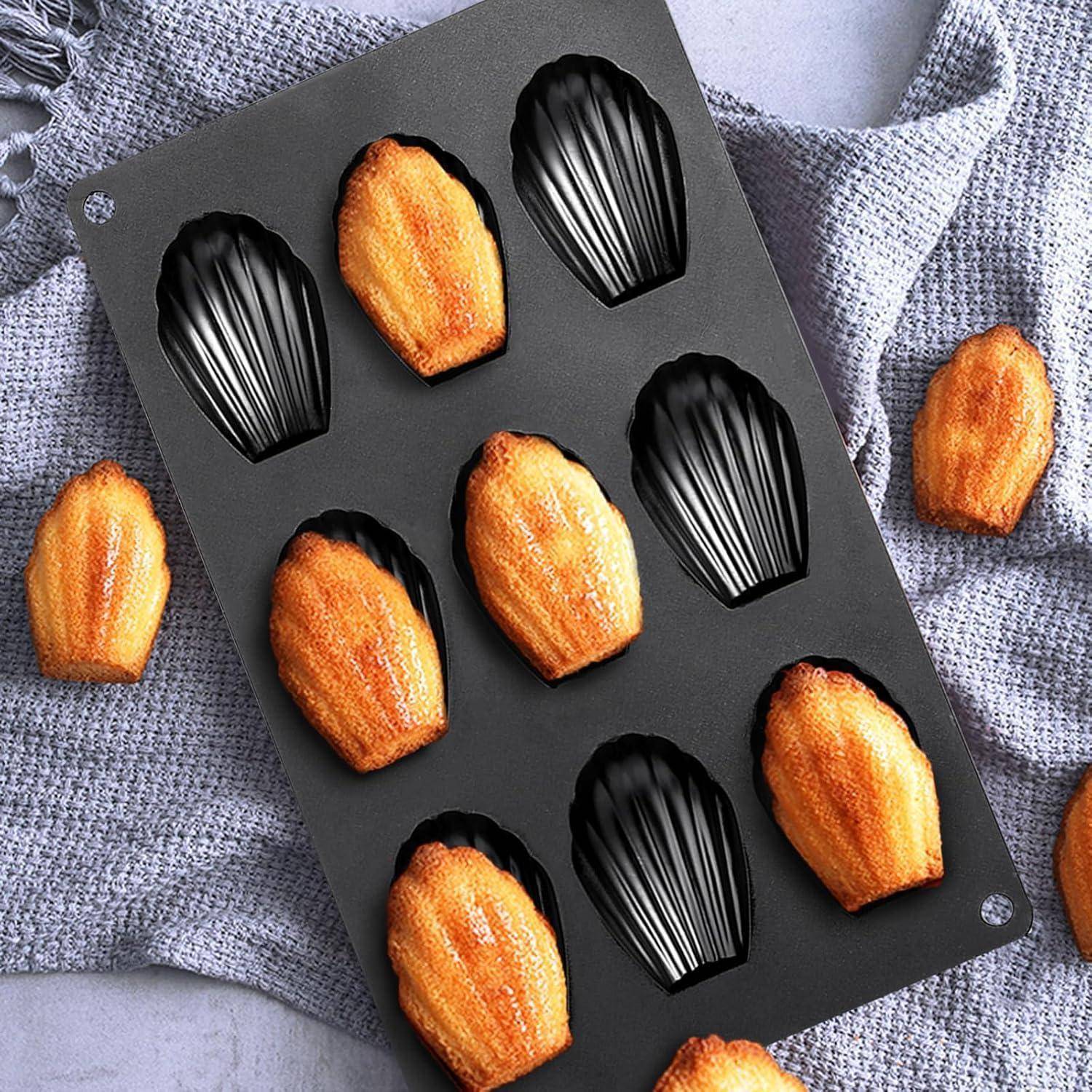 Madeleine Backformen Silikon 2 Stück schwarz 9 Mulden Grau