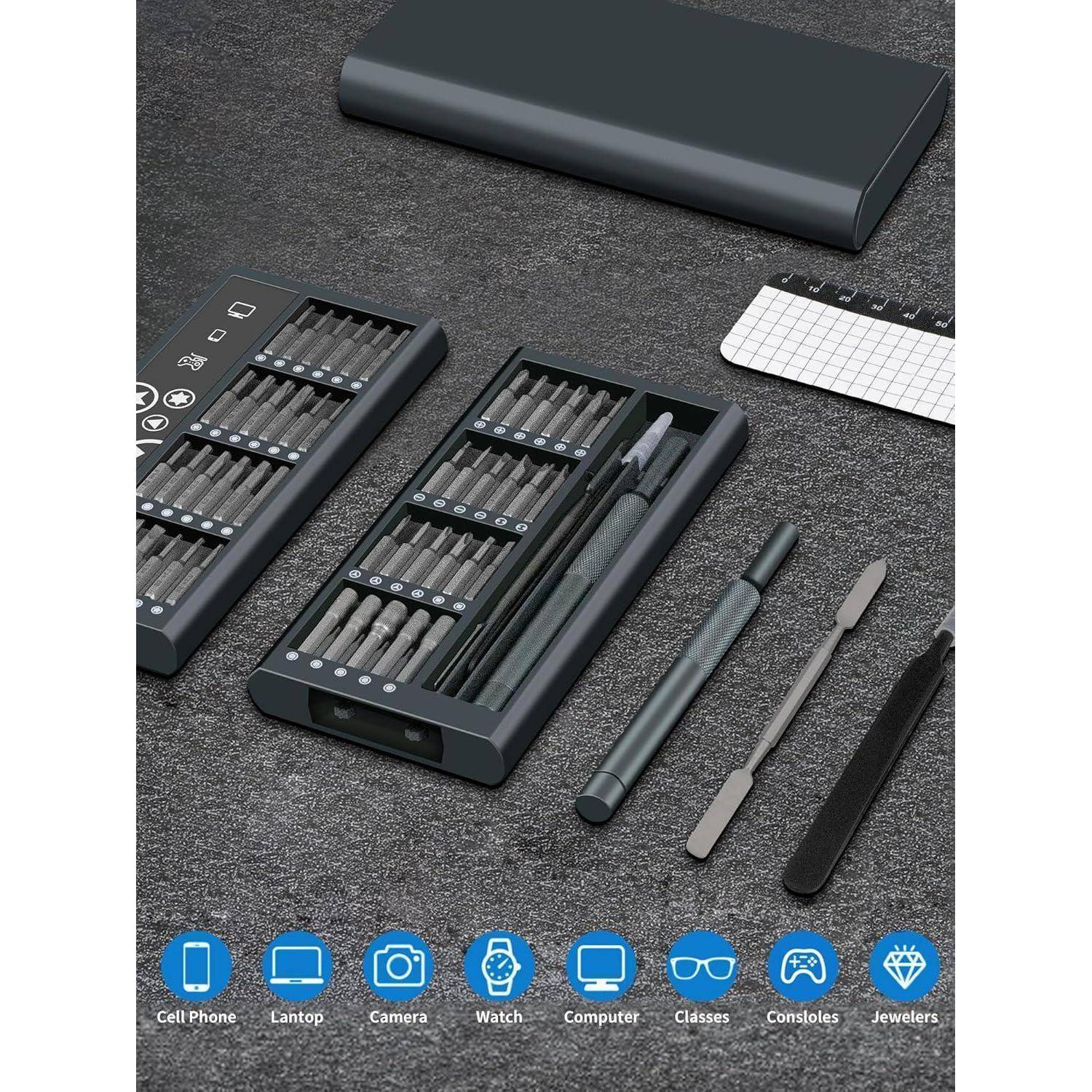 Ein Werkzeugset mit verschiedenen Präzisionsschraubenziehern und Werkzeugen auf einer dunklen Oberfläche, geeignet für Elektronik- oder Kleingerätereparaturen.