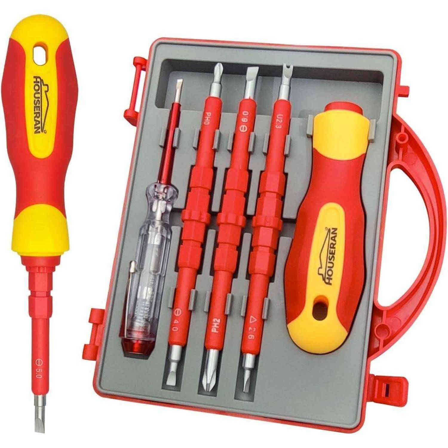 Schraubendreher-Set mit mehreren auswechselbaren Bits in einer rot-gelben Hülle. Enthält verschiedene Schraubenzieherkategorien und -größen für vielseitigen Einsatz.