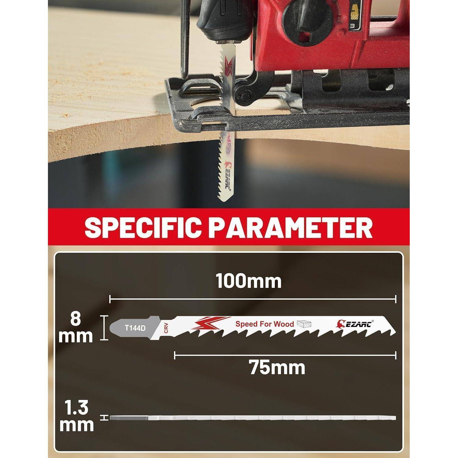Eine Säge, die Holz schneidet, wird über einer Grafik gezeigt, die eine 100 mm Klinge mit einer Höhe von 8 mm und einer Dicke von 1,3 mm für das Holzschneiden detailliert.