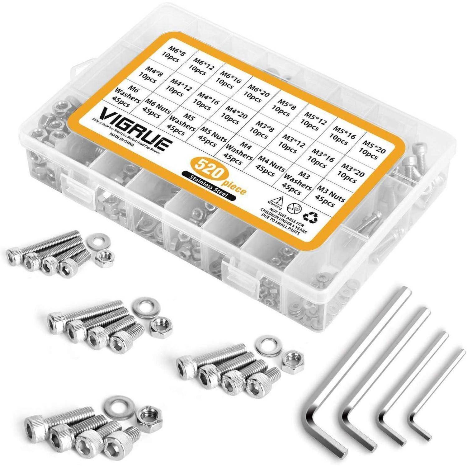 Eine transparente Plastikbox mit 520 Metallbefestigungselementen, einschließlich Schrauben, Muttern und Bolzen. Das Set enthält Sechskantschlüssel und ist mit 'Vigrue' beschriftet.
