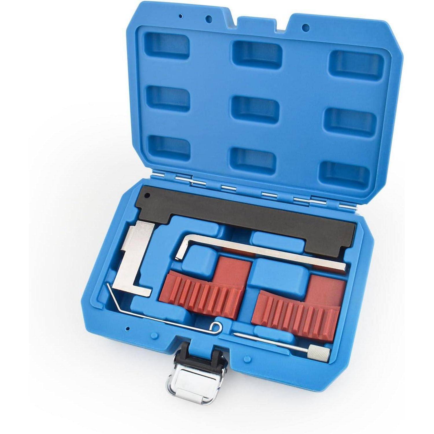 Eine blaue Plastikbox ist geöffnet und zeigt rot-metallene Werkzeuge, die sorgfältig angeordnet im Inneren liegen. Die Werkzeuge scheinen sicher organisiert zu sein.