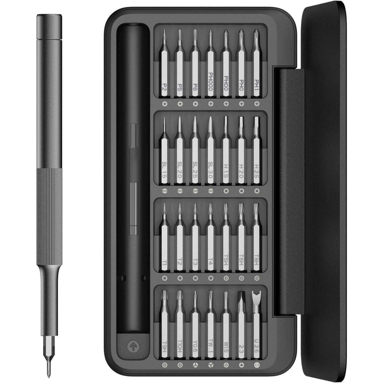 Ein kompaktes Schraubendreher-Set mit mehreren Präzisionseinsätzen, die in einem schwarzen offenen Etui angeordnet sind, begleitet von einem eleganten Griff auf der linken Seite.