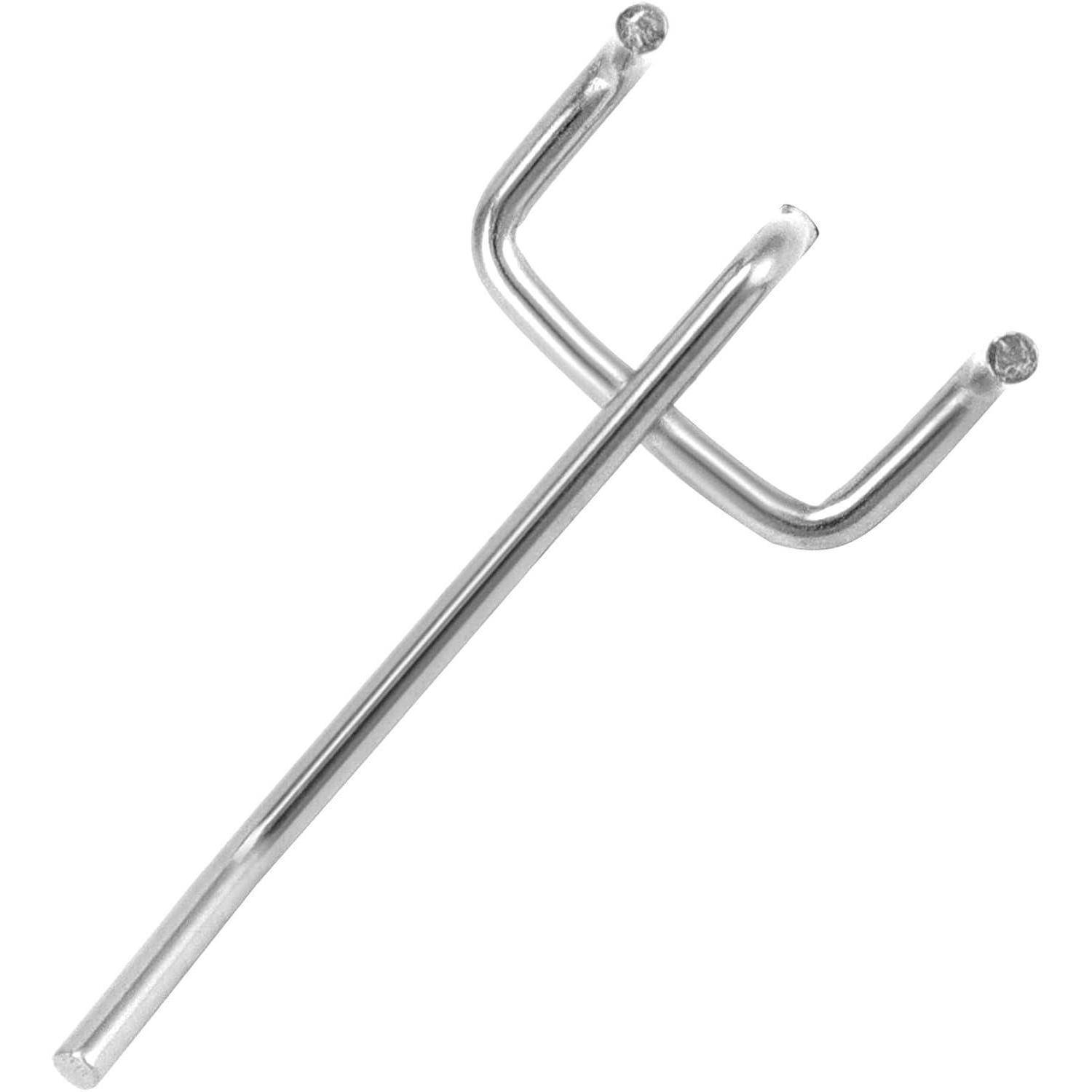 Ein Metallkleiderhaken mit zwei nach außen gewinkelten Zinken zum Aufhängen von Gegenständen. Der Haken ist silbern und verfügt über ein schlichtes, funktionales Design.