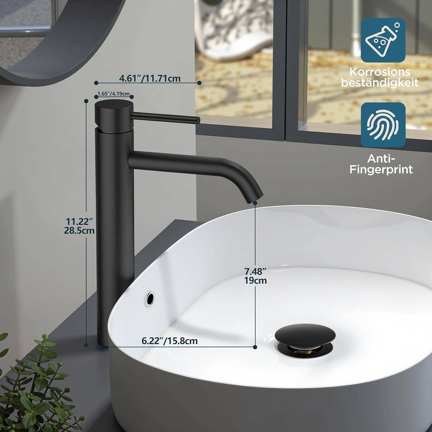 Ein modernes weißes Waschbecken mit einem hohen schwarzen Wasserhahn, beschriftet mit '11.22''/28,5 cm'. Es verfügt über 'Korrosionsbeständigkeit' und 'Fingerabdruckschutz'.