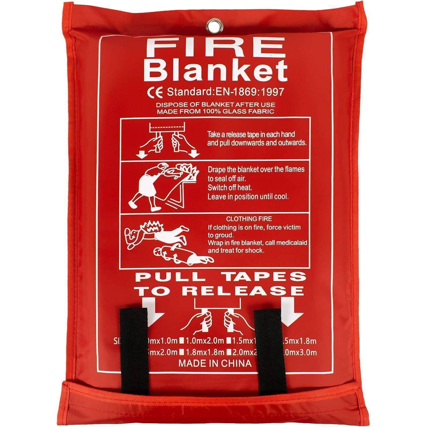Feuerlöschdecke mit Gebrauchsanweisung. Zeigt Verwendung durch Ziehen der Bänder zum Entrollen, Abdecken der Flammen und Abschalten der Hitzequelle. Hergestellt in China.