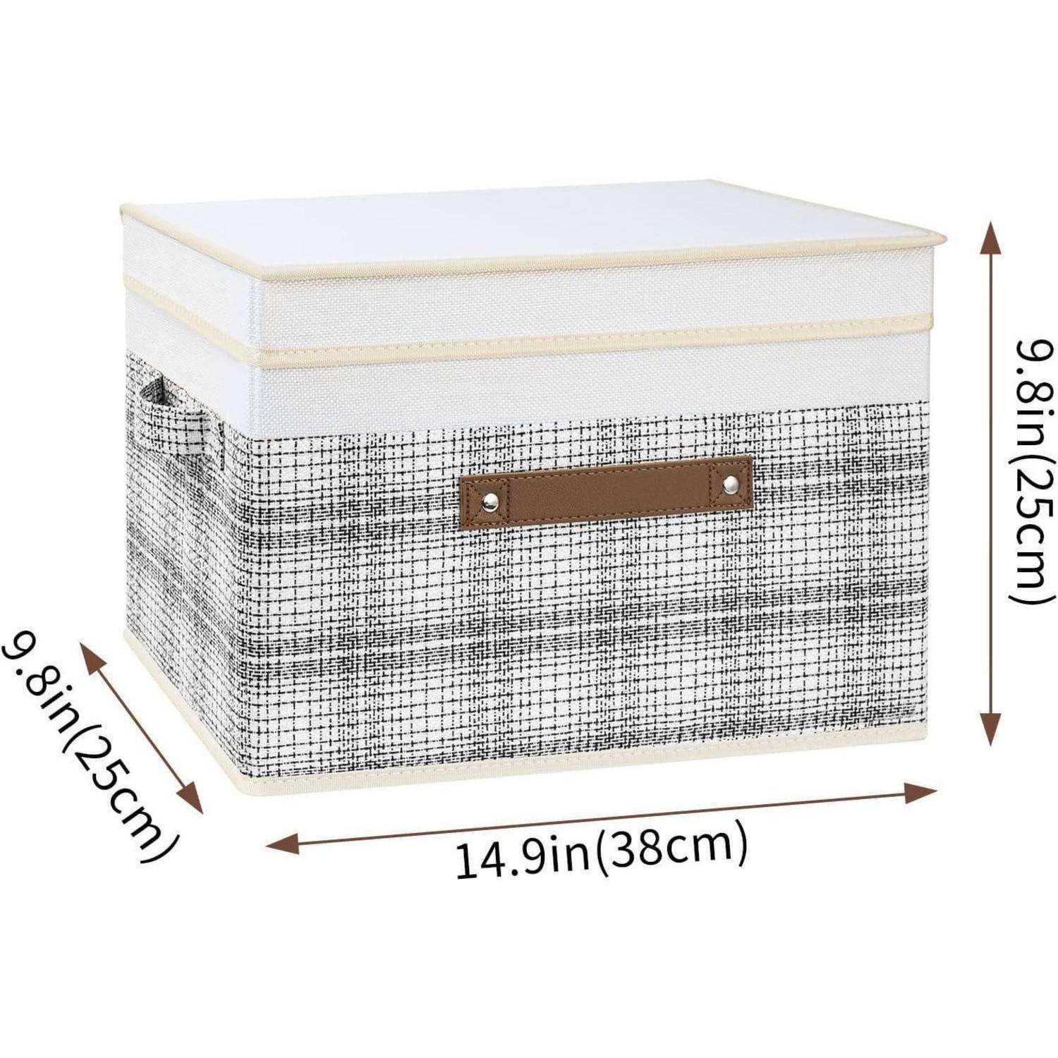 Aufbewahrungsbox mit Karomuster, Ledergriff und Maßen: 14,9 Zoll (38 cm) Länge, 9,8 Zoll (25 cm) Breite, 9,8 Zoll (25 cm) Höhe.