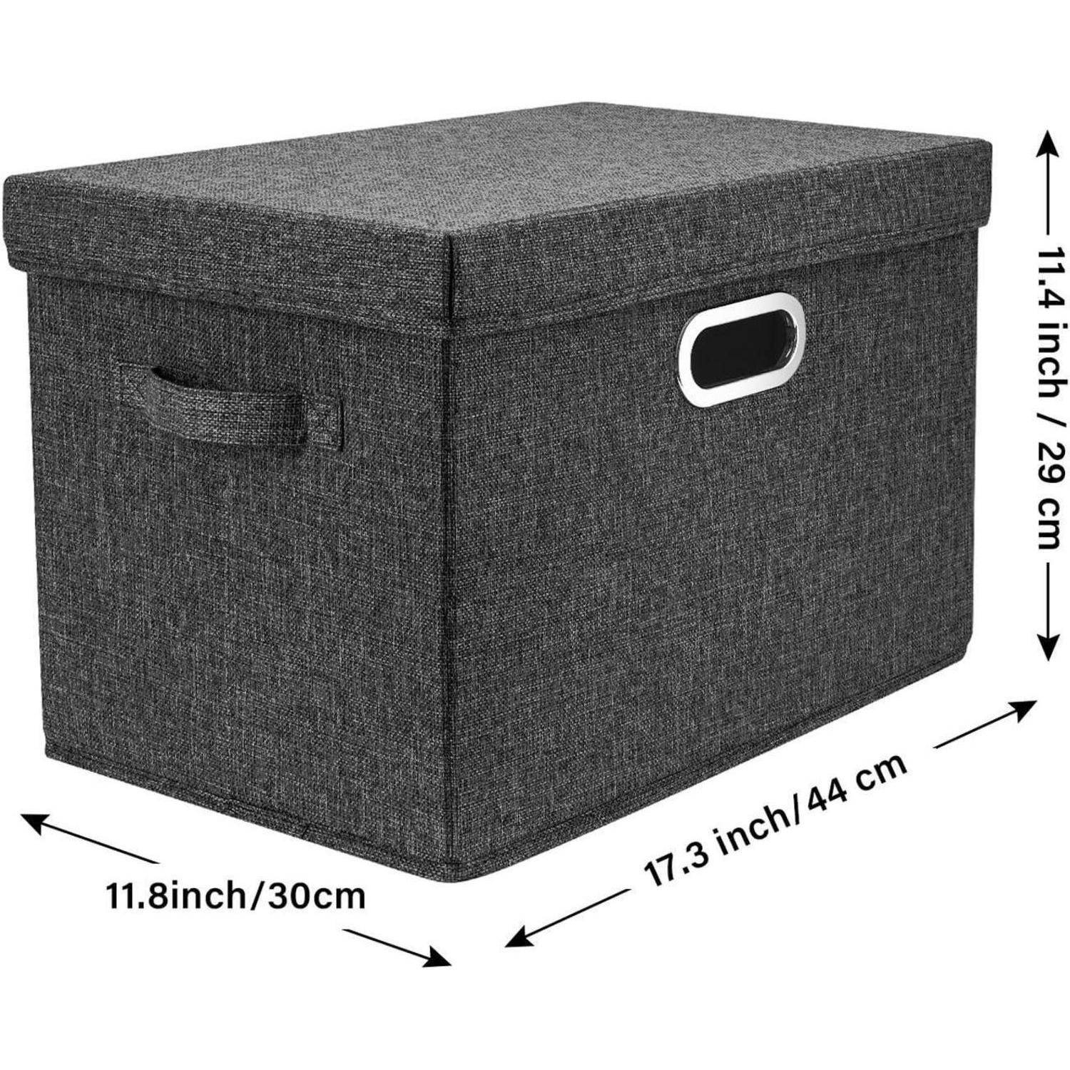 Eine rechteckige graue Aufbewahrungsbox mit Deckel, ausgestattet mit seitlichen Griffen und den Maßen: 17,3 Zoll x 11,8 Zoll x 11,4 Zoll.