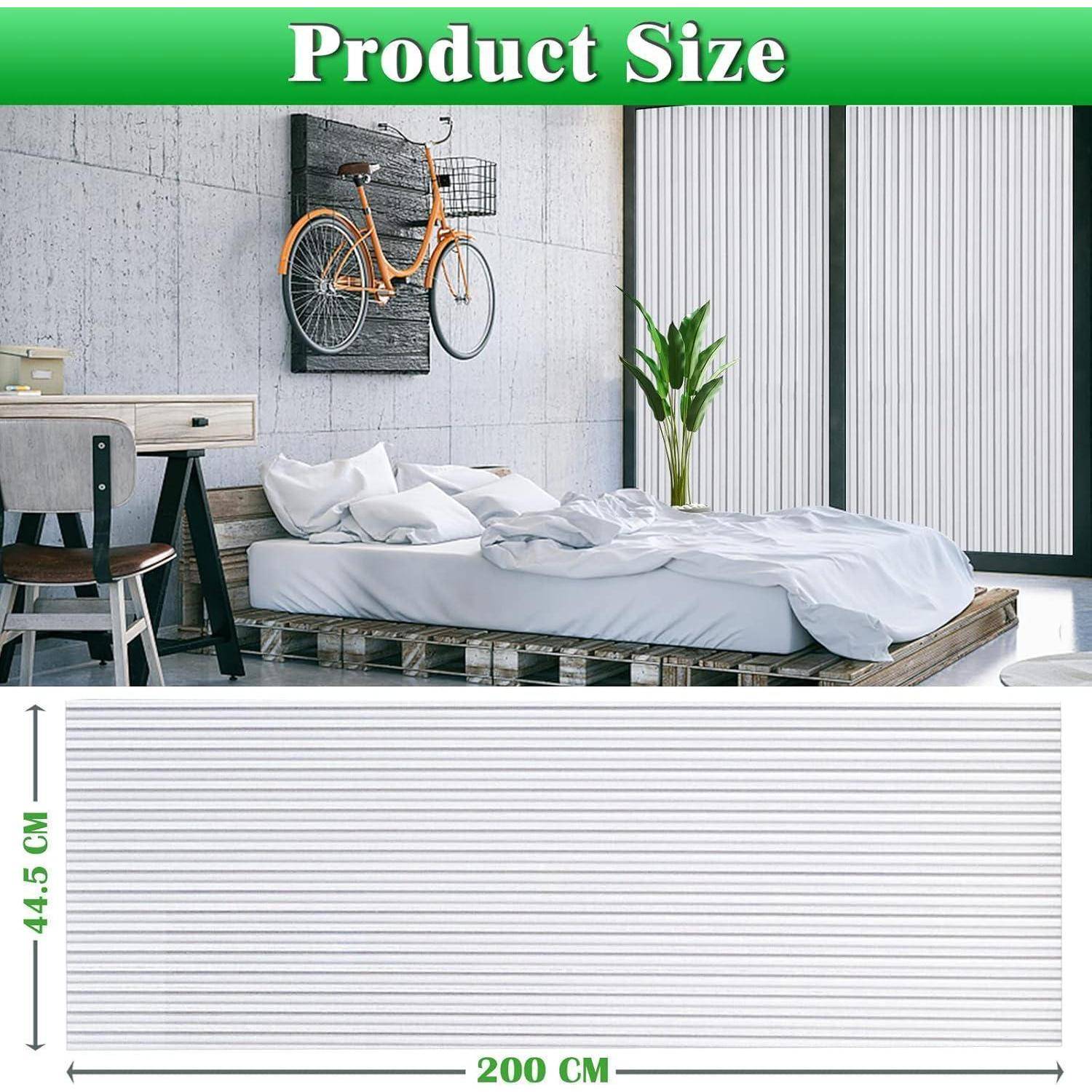Schlafzimmer im minimalistischen Stil mit Fahrrad-Wanddekoration, Podestbett und Topfpflanze. Produktabmessungen: 44,5 CM x 200 CM.