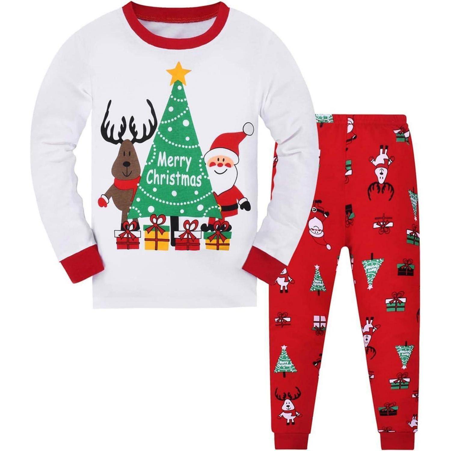 Kinder-Weihnachtspyjama-Set mit einem weißen Oberteil mit Rentier-, Baum- und Weihnachtsmann-Grafiken sowie roten Hosen mit weihnachtlichen Mustern.