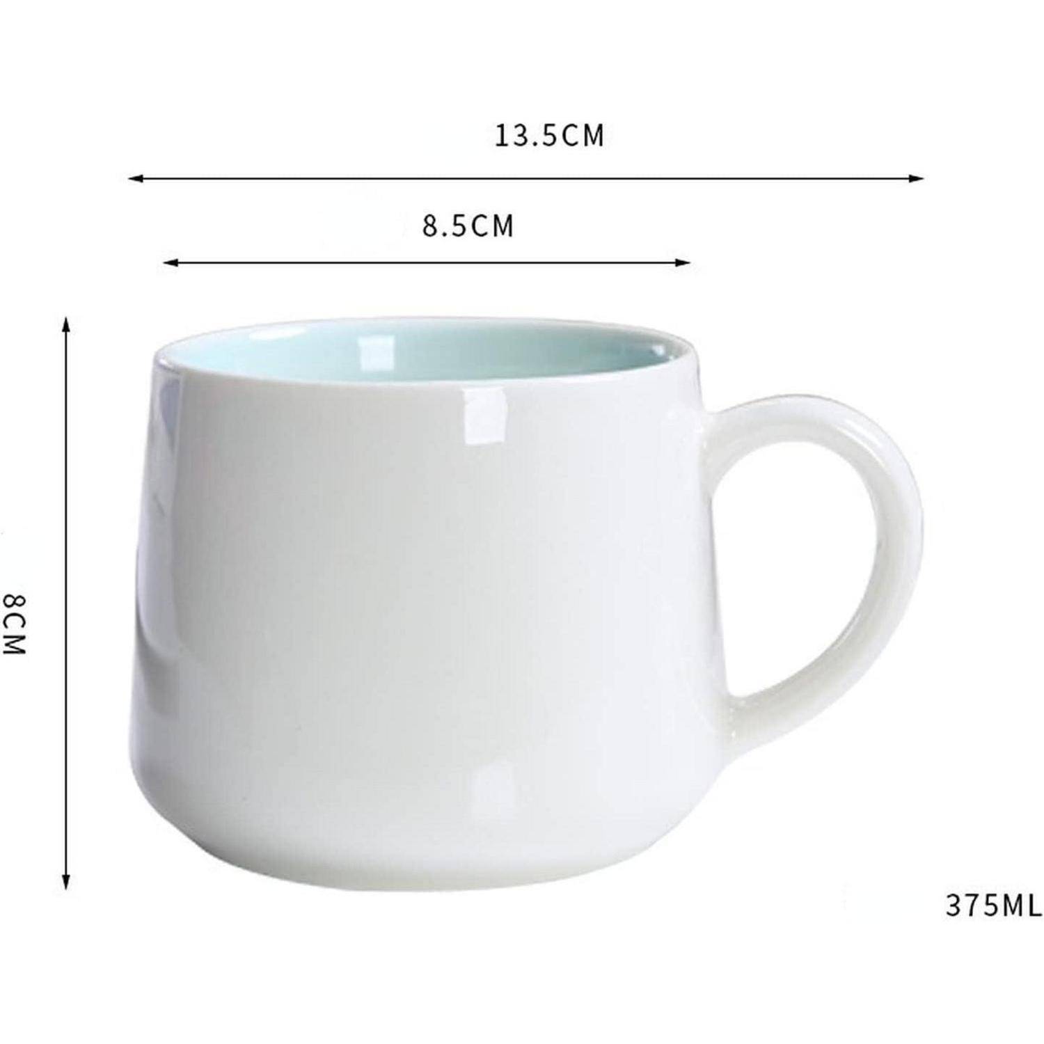 Weiße Keramiktasse mit Henkel, Abmessungen 13,5 cm Breite, 8 cm Höhe und 8,5 cm Durchmesser, mit einem Fassungsvermögen von 375 ml.
