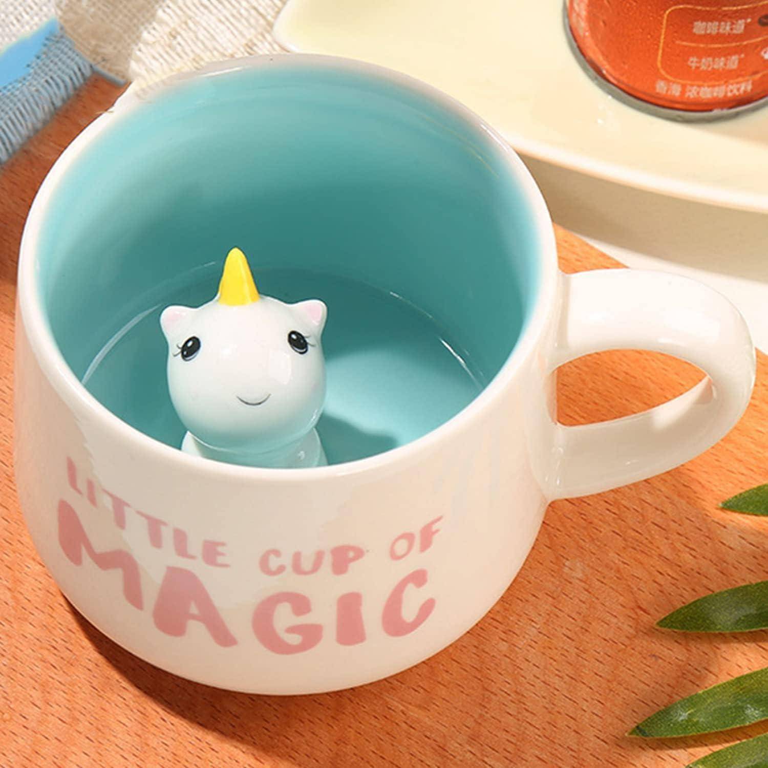 Eine Keramiktasse mit der Aufschrift 