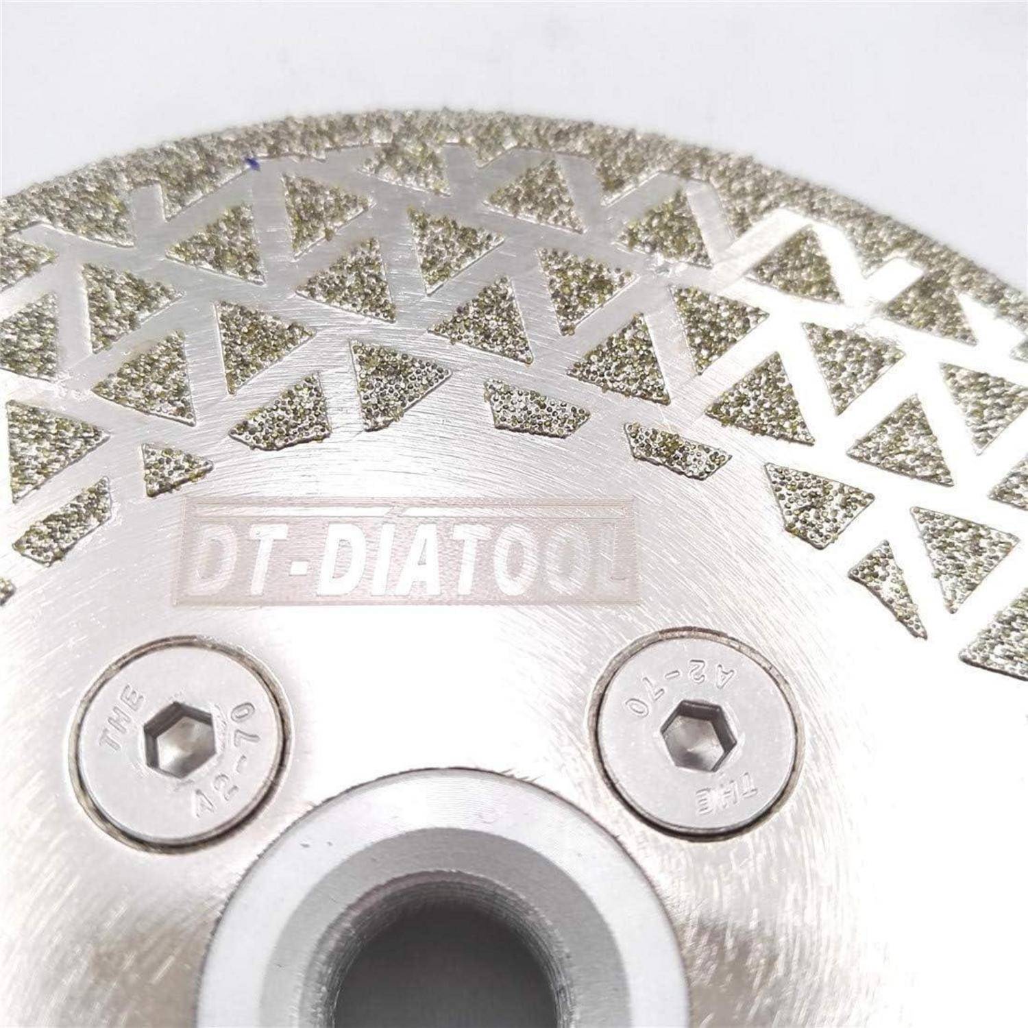 Diamant-Schleifscheibe mit komplexem Muster, beschriftet mit 'DT-DIATOOL'. Verwendet für Mauerwerks- oder Betonanwendungen.