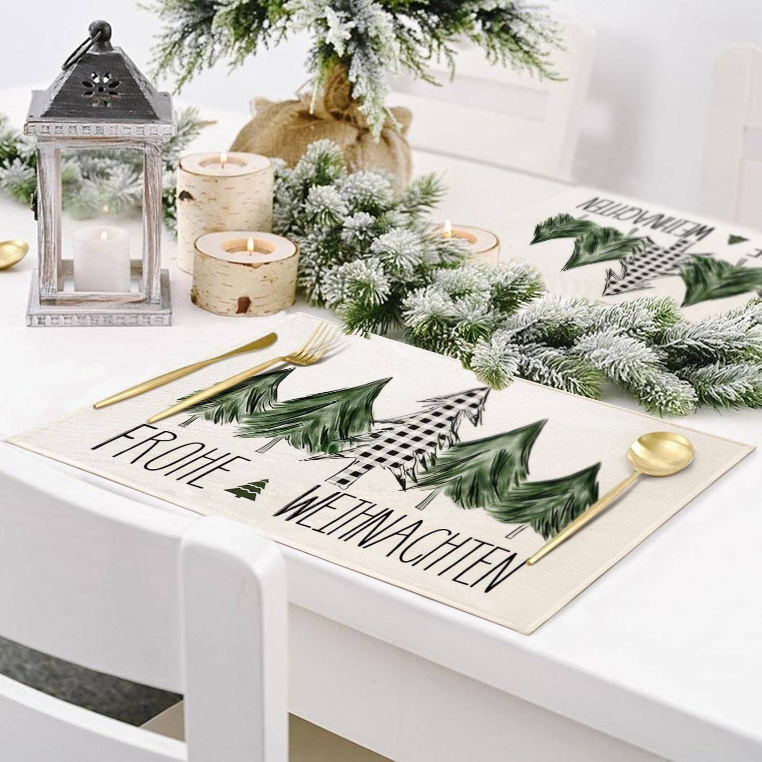 Eine festliche Weihnachtstischdekoration mit 