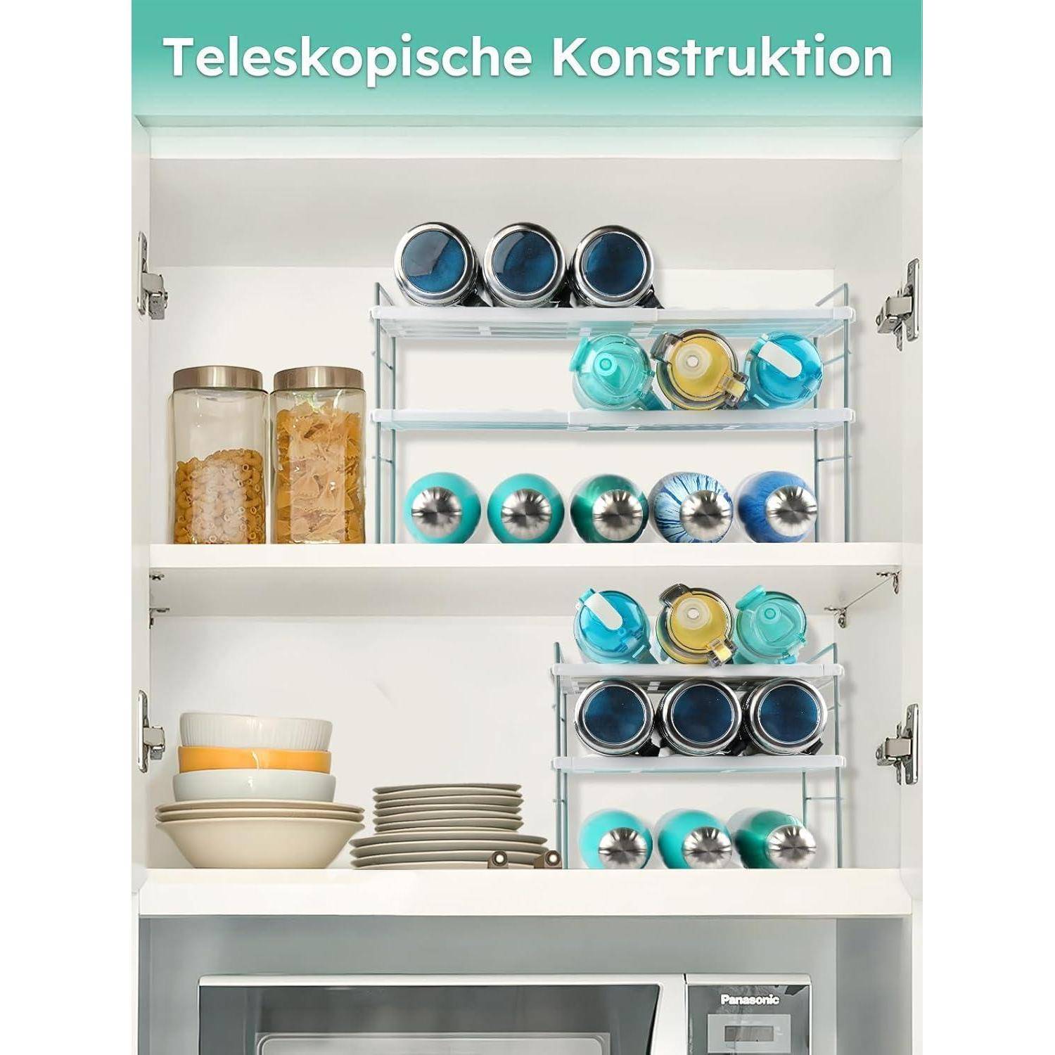 Ein Küchenschrank mit ausziehbaren Regalen, auf denen Gläser, Dosen und Geschirr ordentlich angeordnet sind und eine effiziente Lagerung demonstrieren.