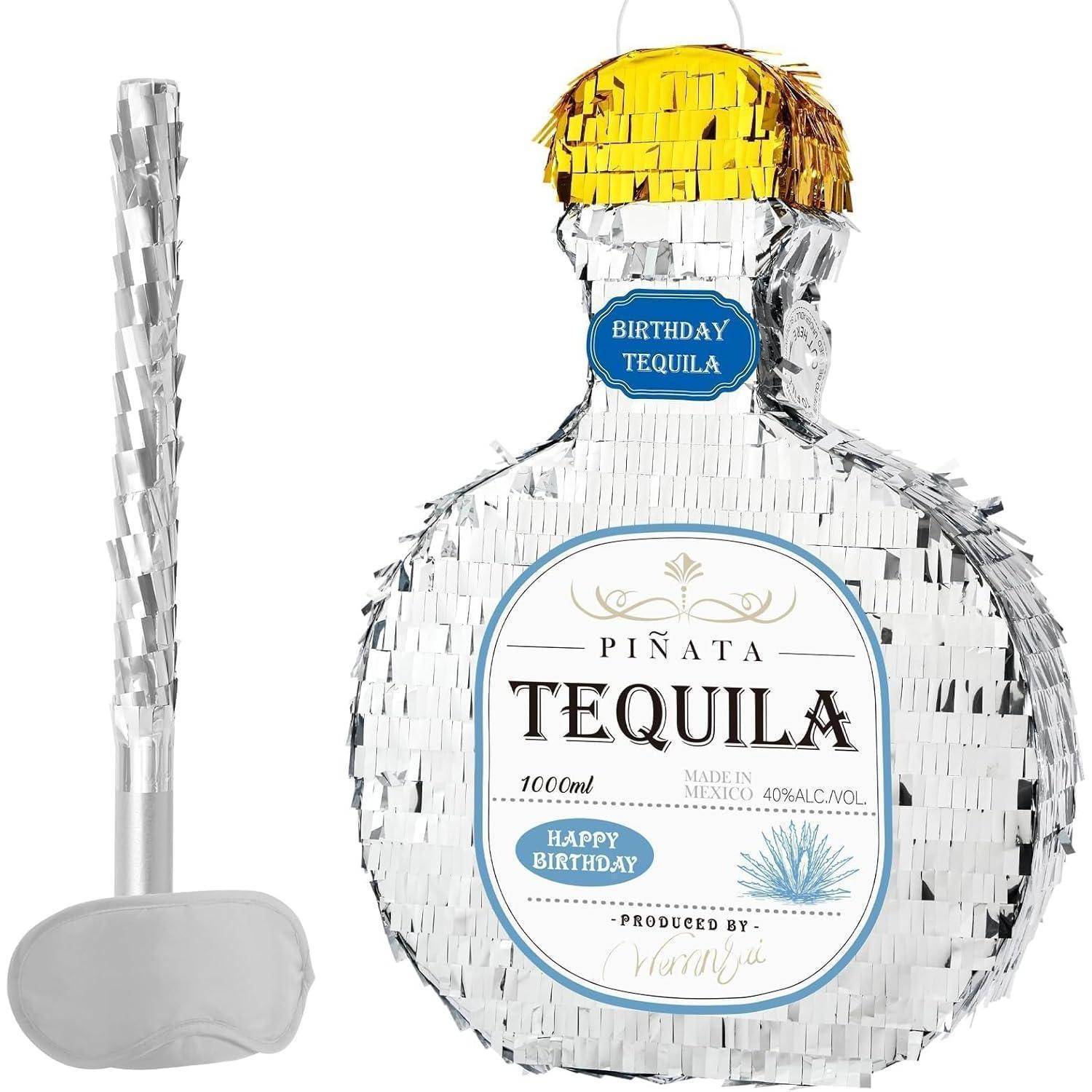 Eine Piñata in Form einer Tequila-Flasche mit einer dekorativen Folienoberfläche, mit der Aufschrift ‚TEQUILA', inklusive eines kleinen Stocks zum Schlagen.