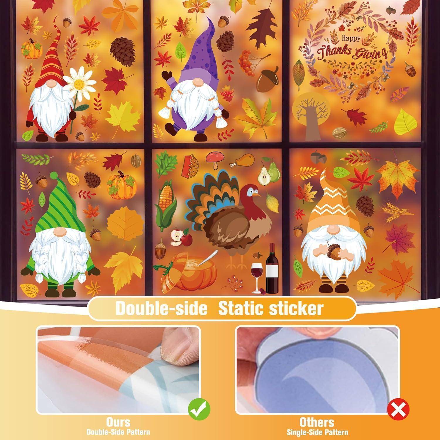 Fenstersticker zum Thanksgiving-Thema mit Gartenzwergen, Herbstblättern, Truthahn und einer "Frohen Thanksgiving""-Botschaft. Statische Doppelseitengestaltung.