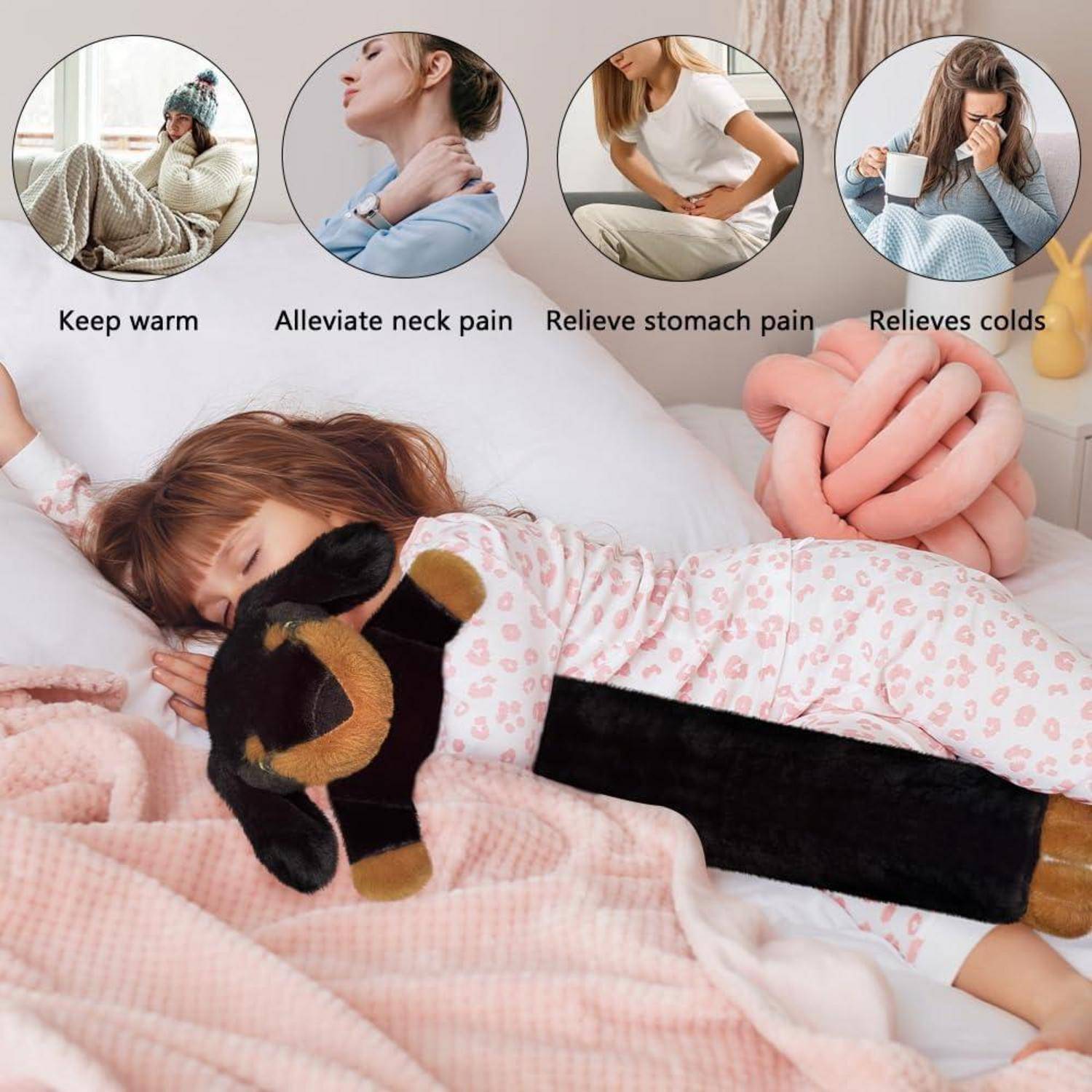 Junges Mädchen in rosa Pyjama schläft mit einem Teddybären, umgeben von Icons, die Vorteile darstellen: ‚Warmhalten', ‚Lindert Nackenschmerzen', ‚Lindert Magenschmerzen', ‚Lindert Erkältungen'.