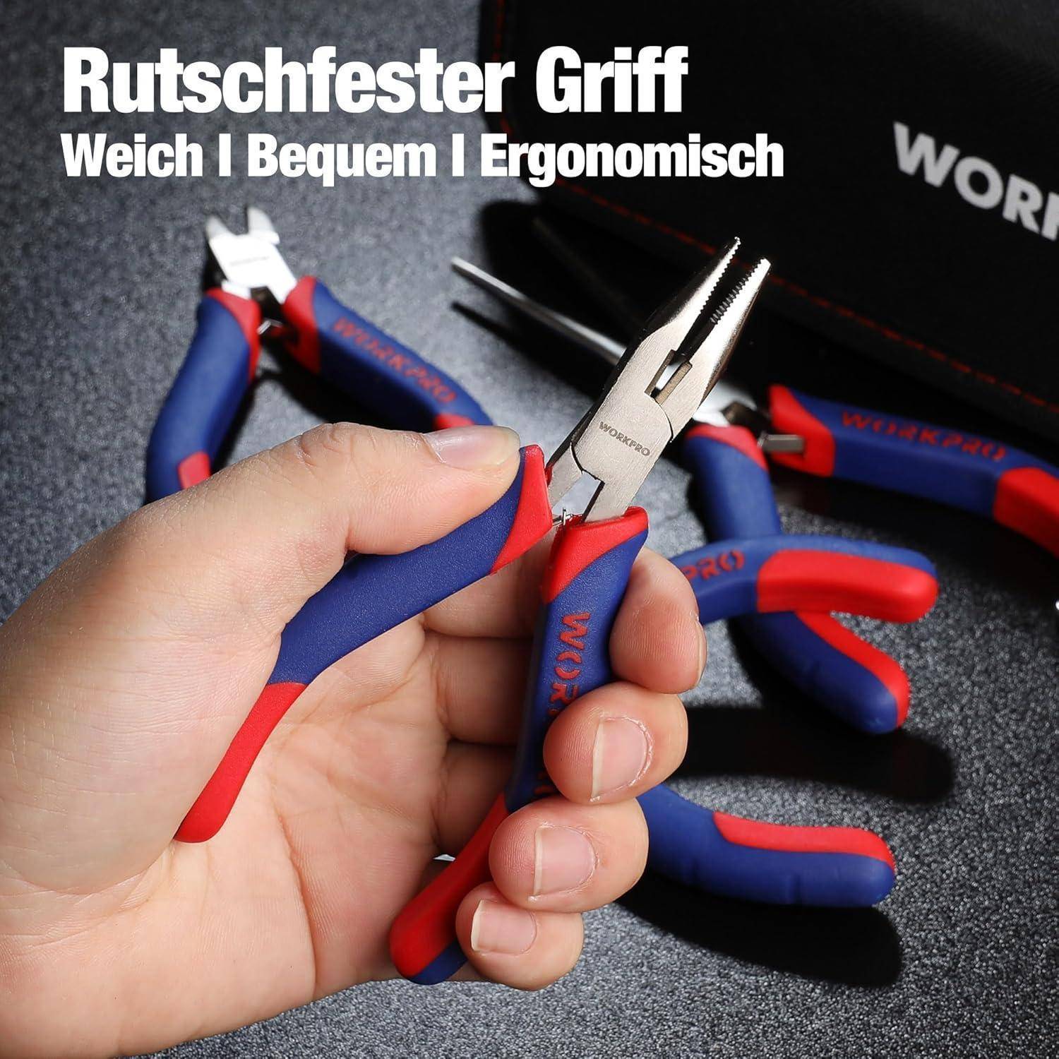 Eine Hand, die eine kleine Zange mit einem roten und blauen Griff hält, die mit 'Rutschfester Griff Weich Bequem Ergonomisch' beschriftet ist, was rutschfest, weich, bequem, ergonomisch bedeutet.