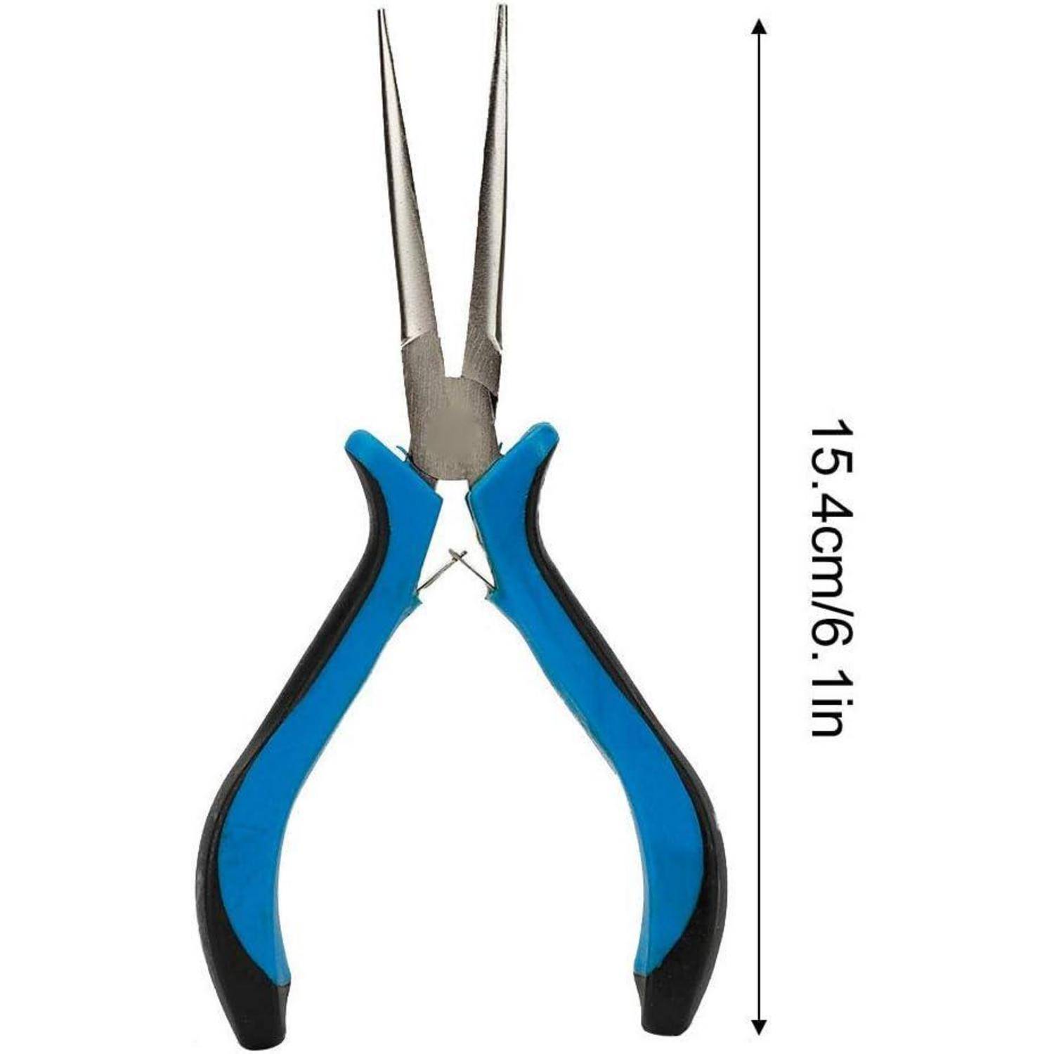 Langspitzzange mit blauen und schwarzen Griffen, 15,4 cm (6,1 Zoll) lang, mit einem vertikalen Pfeil zur Größenangabe dargestellt.