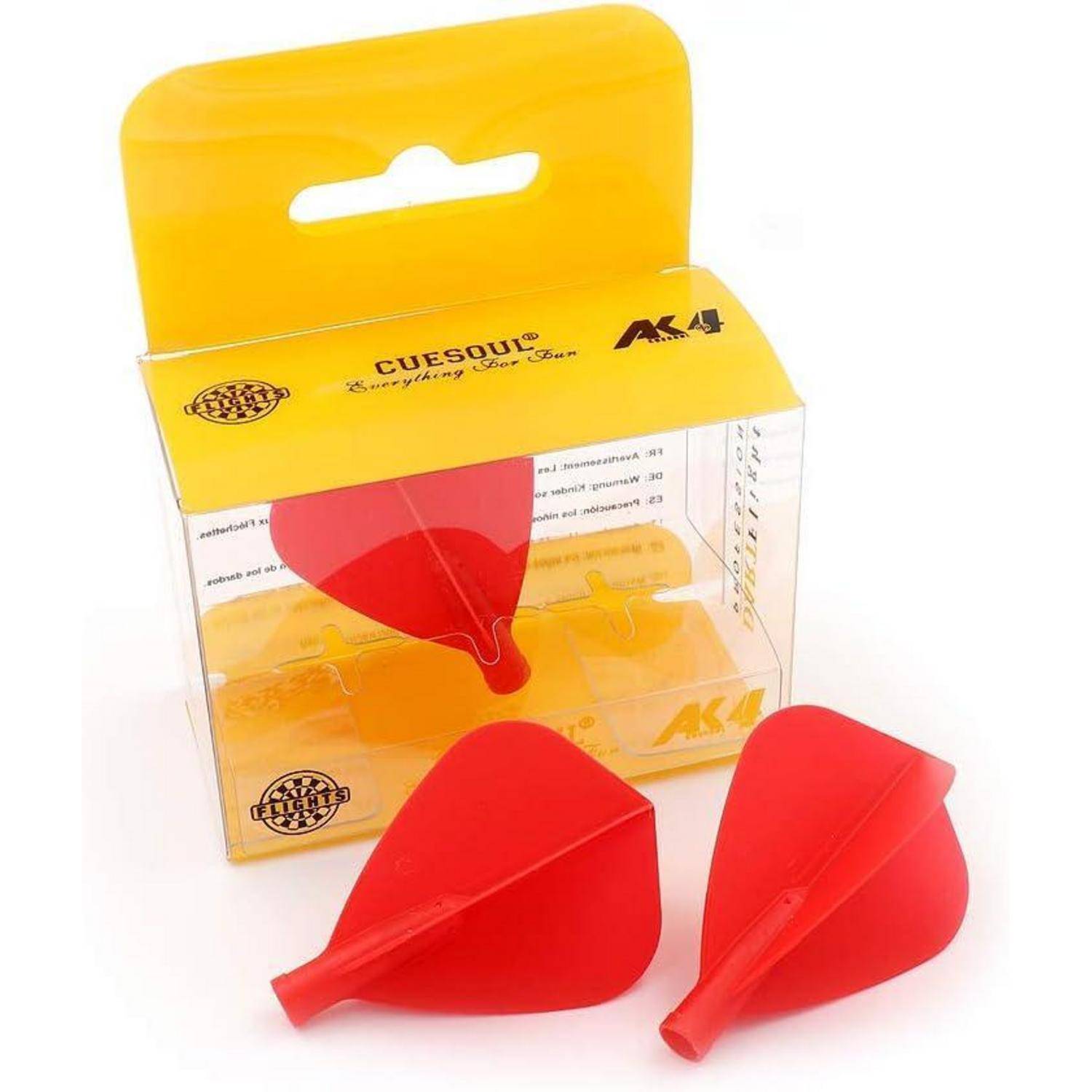 Rote Dart-Flügel in transparenter Verpackung mit gelbem Oberteil, mit 'CUESOUL' und 'AK4' beschriftet, vor einem weißen Hintergrund.