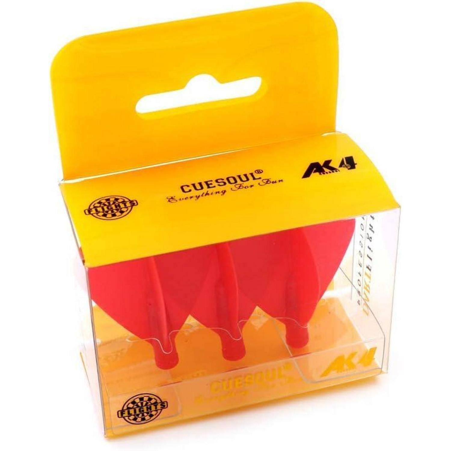 Eine durchsichtige Box enthält drei rote Dartflights, mit der Aufschrift ‚CUESOUL' in gelber Markenbeschriftung und dem Slogan ‚Everything For Dart.