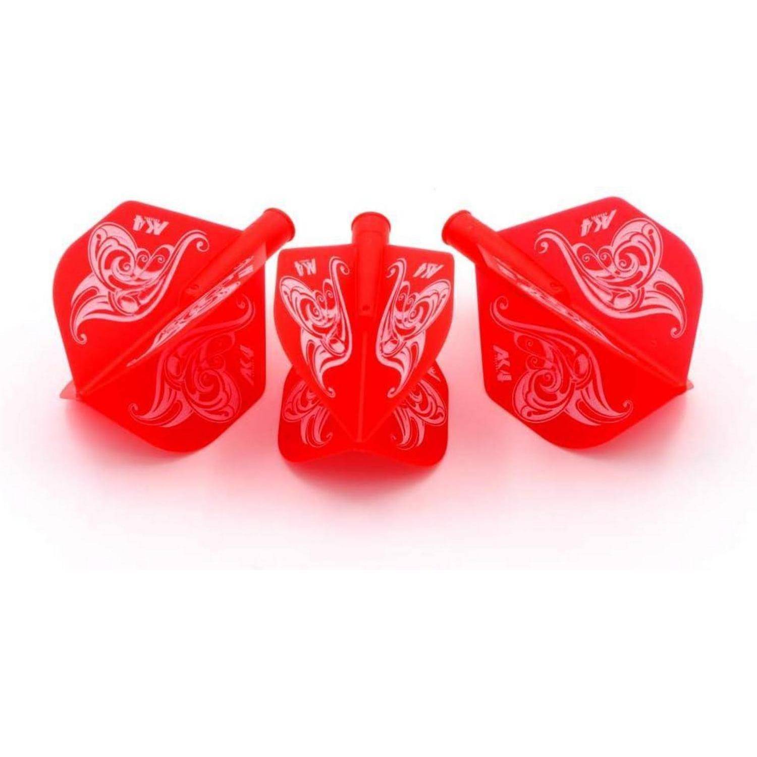 Rote und weiße Dart-Flights mit komplexen Wirbelmustern, aufrecht in einer Dreiecksformation angeordnet, die die detaillierten Muster zur Geltung bringen.