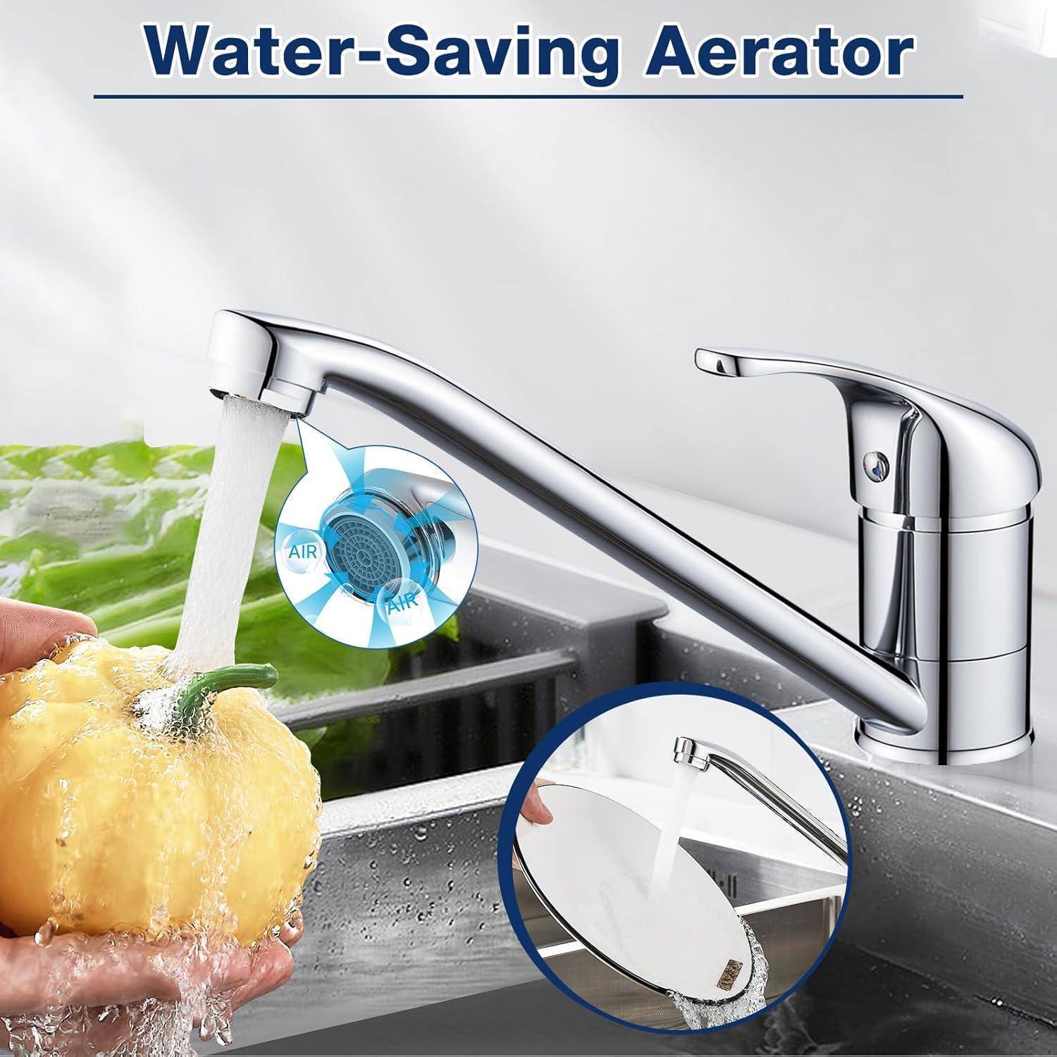 Ein Wasserhahn mit einem wassersparenden Luftsprudler lässt Wasser über eine gelbe Paprika in einem Küchenbecken laufen. Eine Einblendung zeigt Details des Luftsprudler-Mechanismus.
