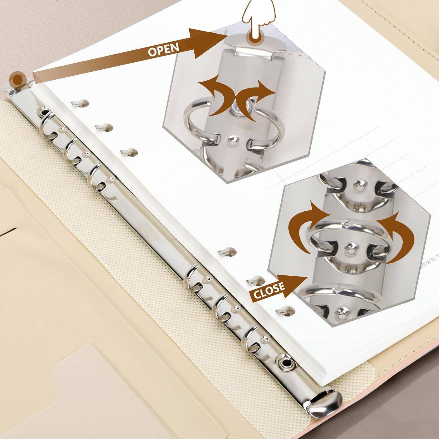 Eine Ringbindungsmechanik mit Anweisungen zum Öffnen und Schließen der Ringe. Zwei Pfeile zeigen die Richtung zum Öffnen an, mit einem großen Pfeil, der mit 