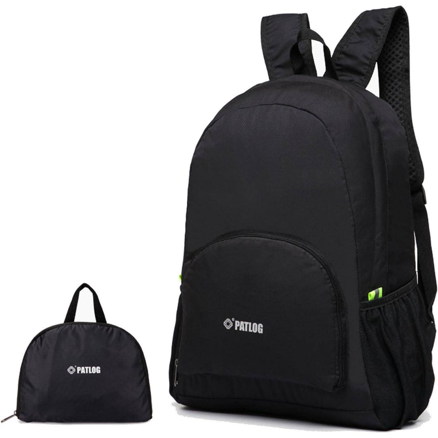 Ein schwarzer Rucksack mit 'PATLOG' Logo und Vordertasche, zusammen mit einem kleinen zusammengefalteten Beutel, der die kompakte, faltbare Eigenschaft des Rucksacks zeigt.