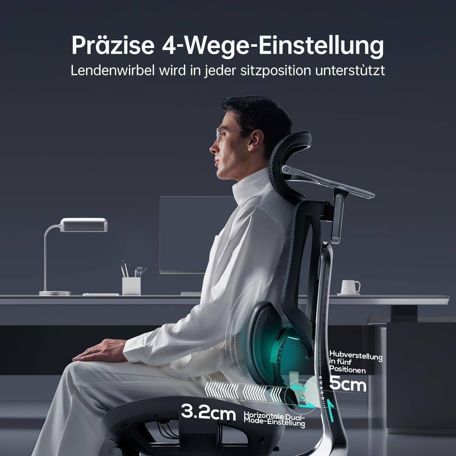 Mann sitzt in ergonomischem Stuhl mit Lendenwirbelstütze. Der Text beschreibt detailliert die verstellbaren Funktionen des Stuhls für eine bequeme Sitzhaltung.
