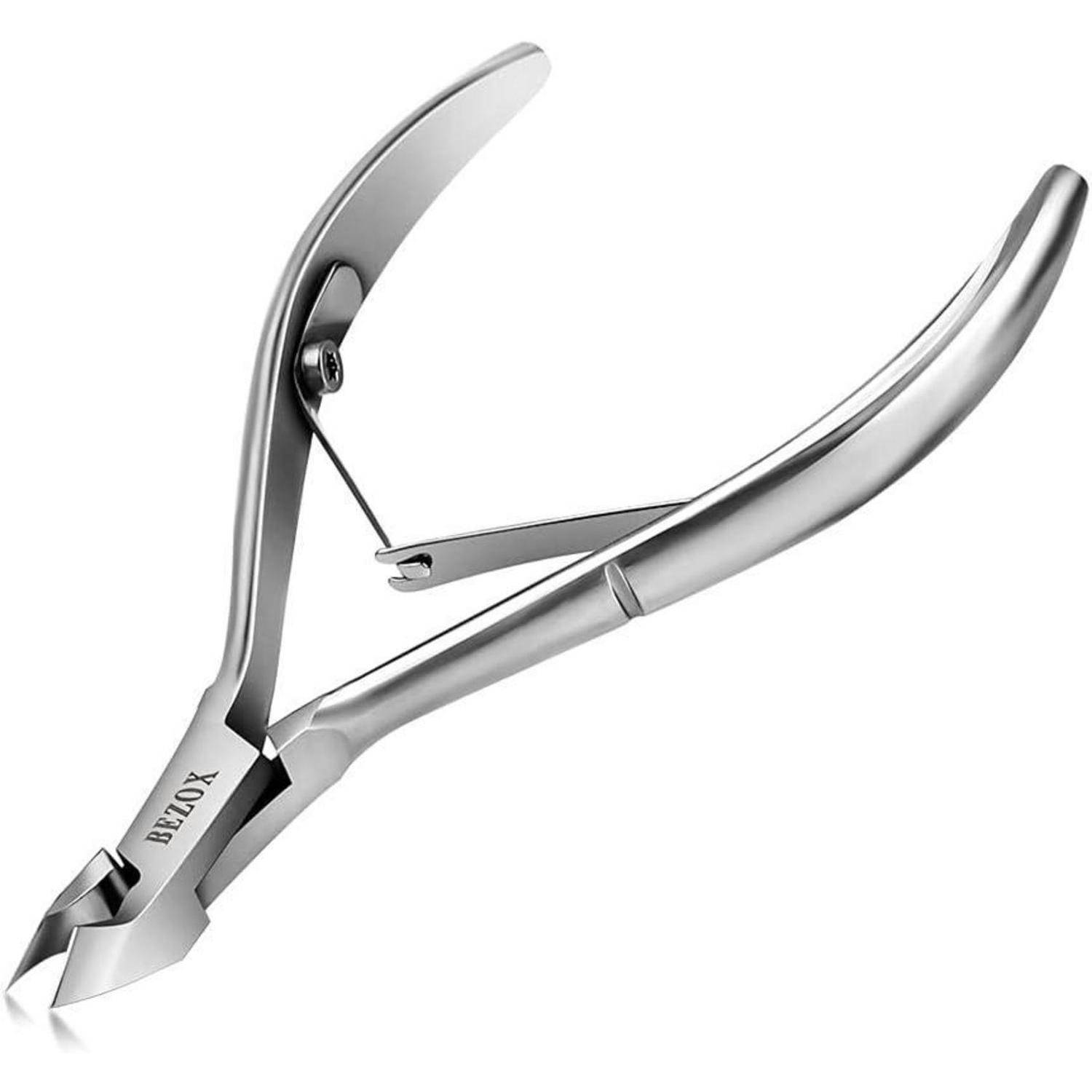 Nagelknipser aus Edelstahl mit gebogenem Griff und scharfen Klingen, verwendet für präzises Trimmen von Nägeln und Nagelhäuten.