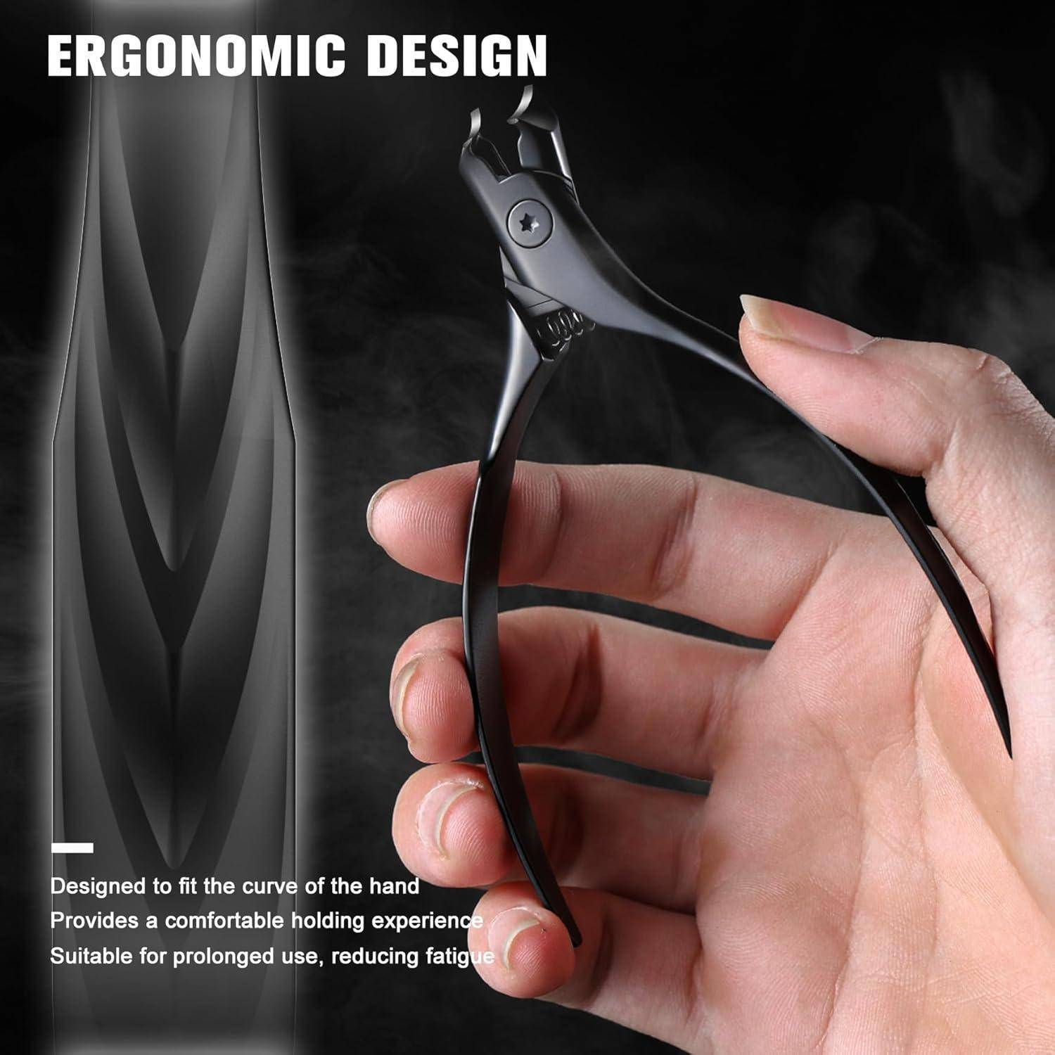 Eine Hand hält ein Paar ergonomische Nagelknipser, die entwickelt wurden, um der Handkurve für Komfort bei längerer Nutzung zu entsprechen.