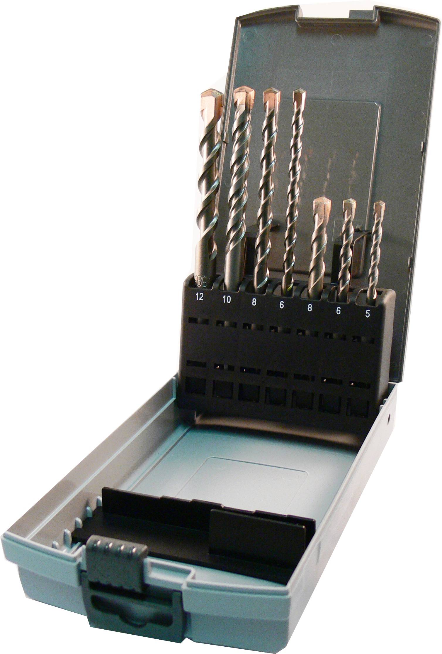 Ein Satz Metallbohrer in verschiedenen Größen, von 5 bis 12, in einer grauen Kunststoffbox organisiert.