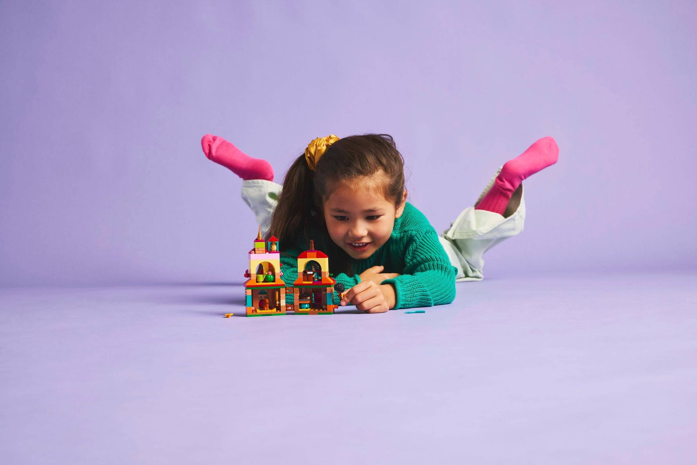 LEGO® Disney™ 43261 Encanto Mini-Haus