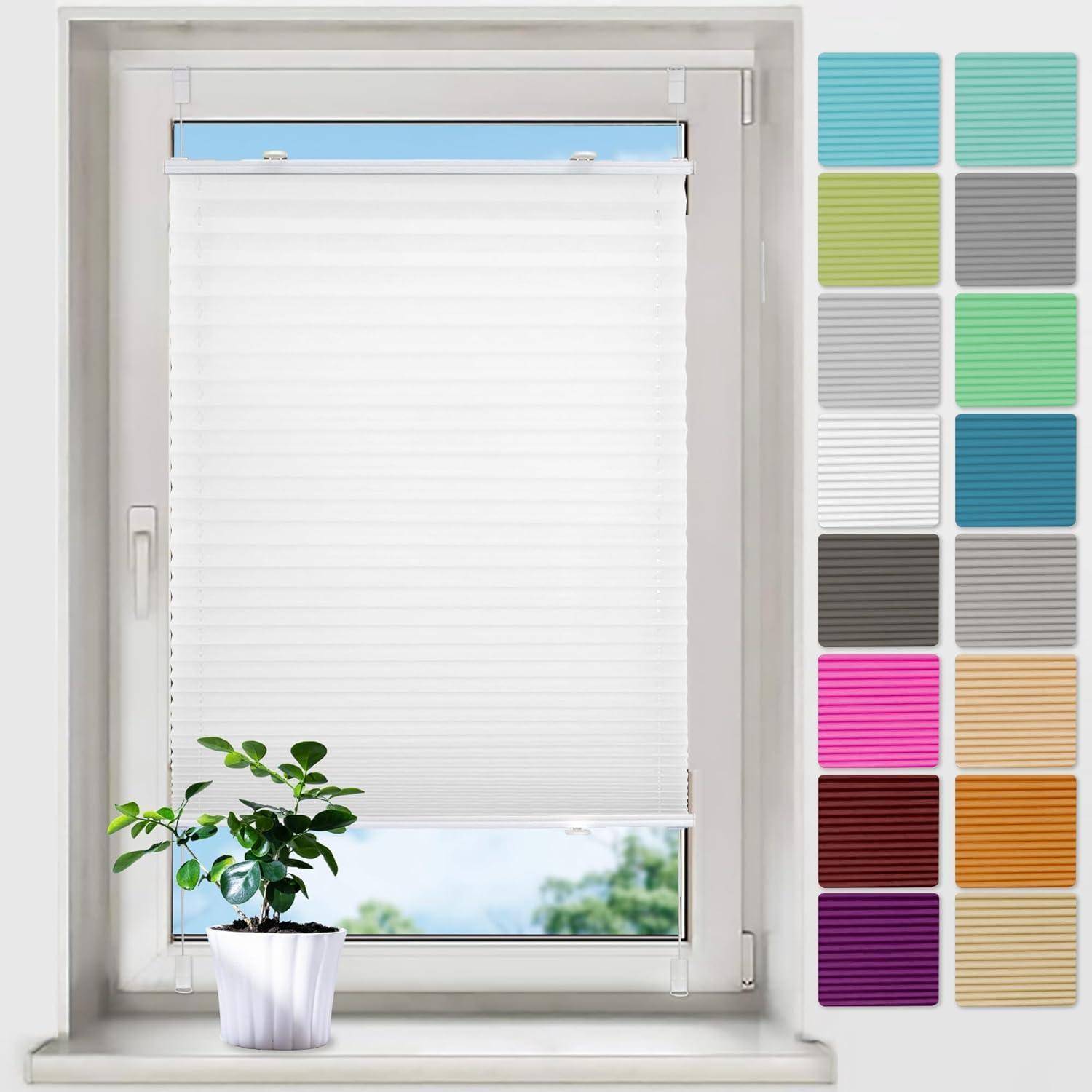 Ein Fenster mit einem teilweise heruntergelassenen weißen Rollo, eine kleine Topfpflanze auf der Fensterbank und rechts eine Farbpalette von Rollläden ausgestellt.