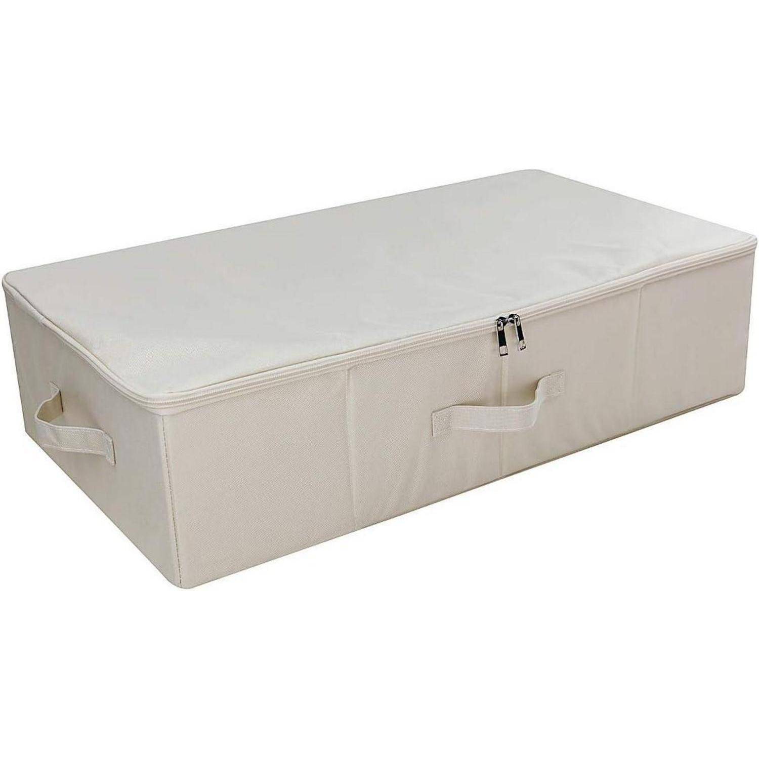 Eine beige Aufbewahrungsbox aus Stoff mit einem Reißverschlussverschluss und seitlichen Griffen, geeignet zum Organisieren und Aufbewahren von Gegenständen unter einem Bett oder in einem Kleiderschrank.