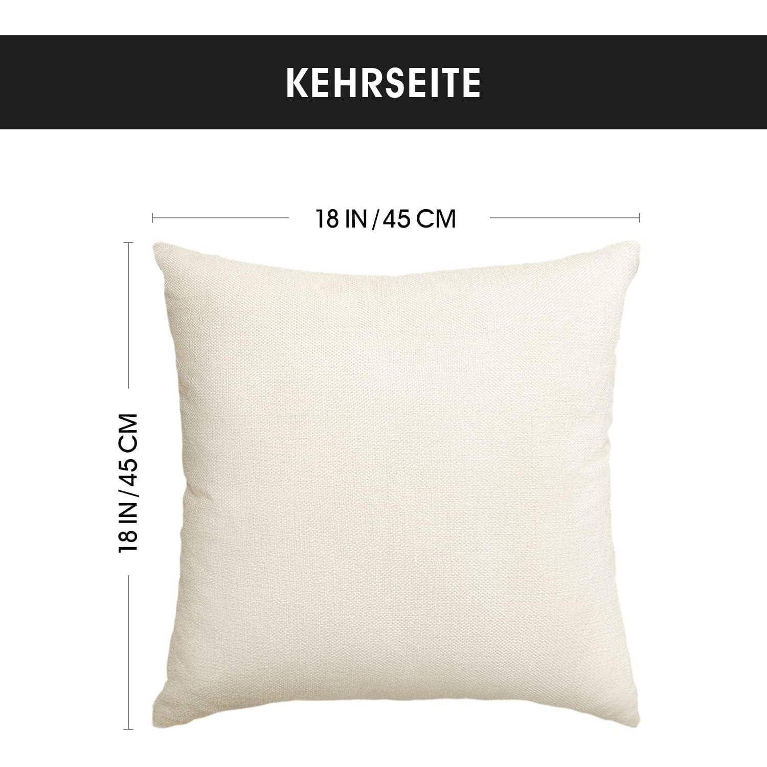 Kissen, 18 Zoll/45 cm quadratisch, mit der Beschriftung ‚KEHRSEITE', von der Rückseite gegen einen einfarbigen Hintergrund gezeigt.