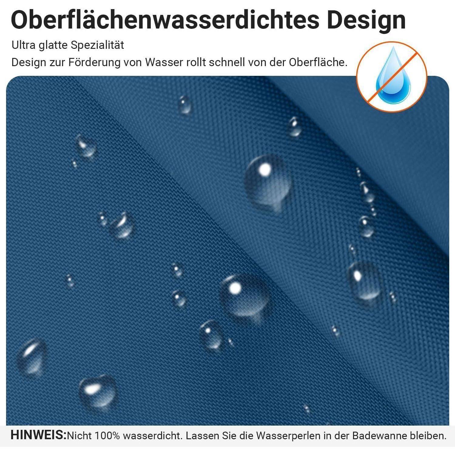 Wassertropfen auf einem blauen Stoff zeigen eine Design, das Wasser abweist. Der Text deutet darauf hin, dass die Oberfläche nicht vollständig wasserdicht ist.
