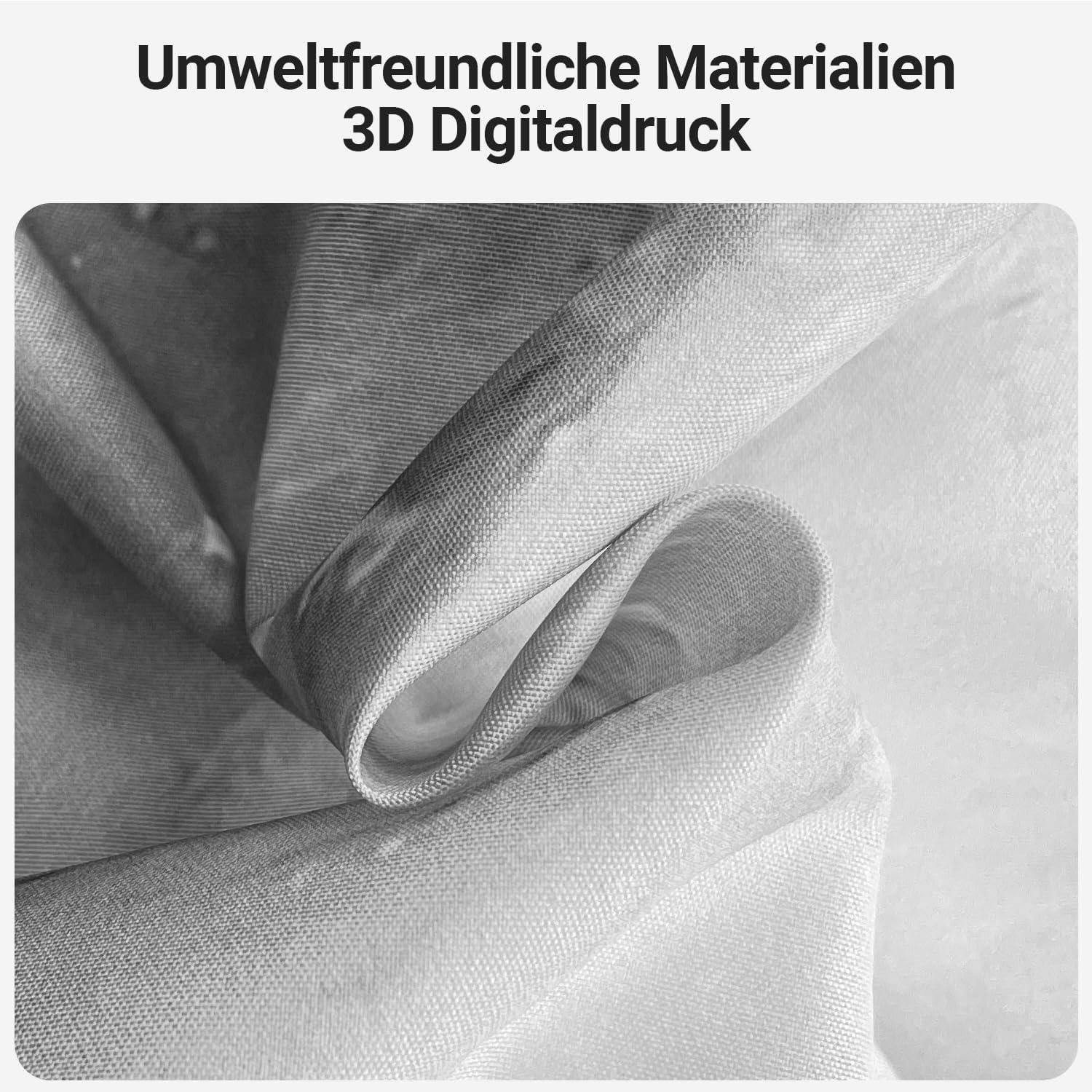 Close-up von Stoff mit Beschriftung 'Umweltfreundliche Materialien 3D Digitaldruck