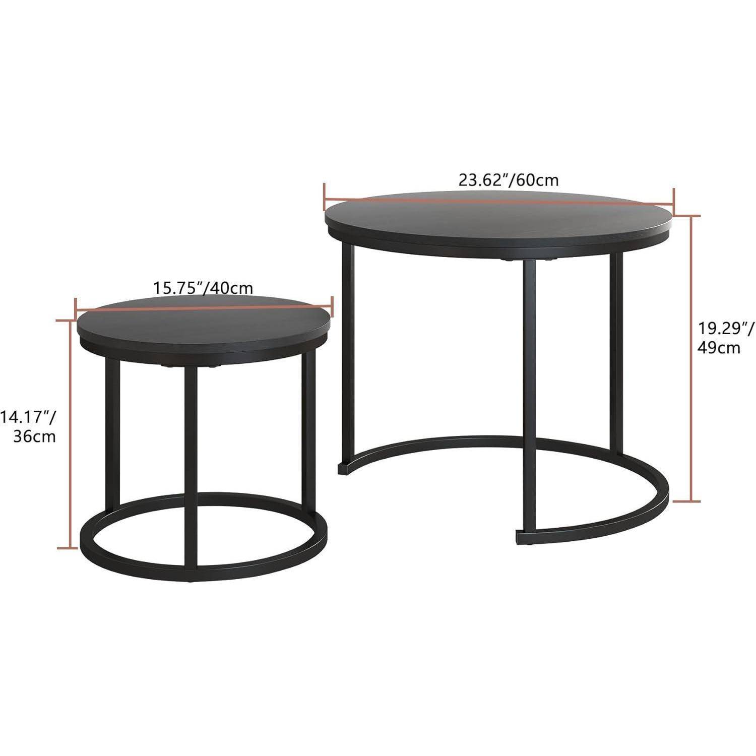 Zwei runde Beistelltische mit schwarzen Metallgestellen. Größerer Tisch: 60 cm breit, 49 cm hoch. Kleinerer Tisch: 40 cm breit, 36 cm hoch.