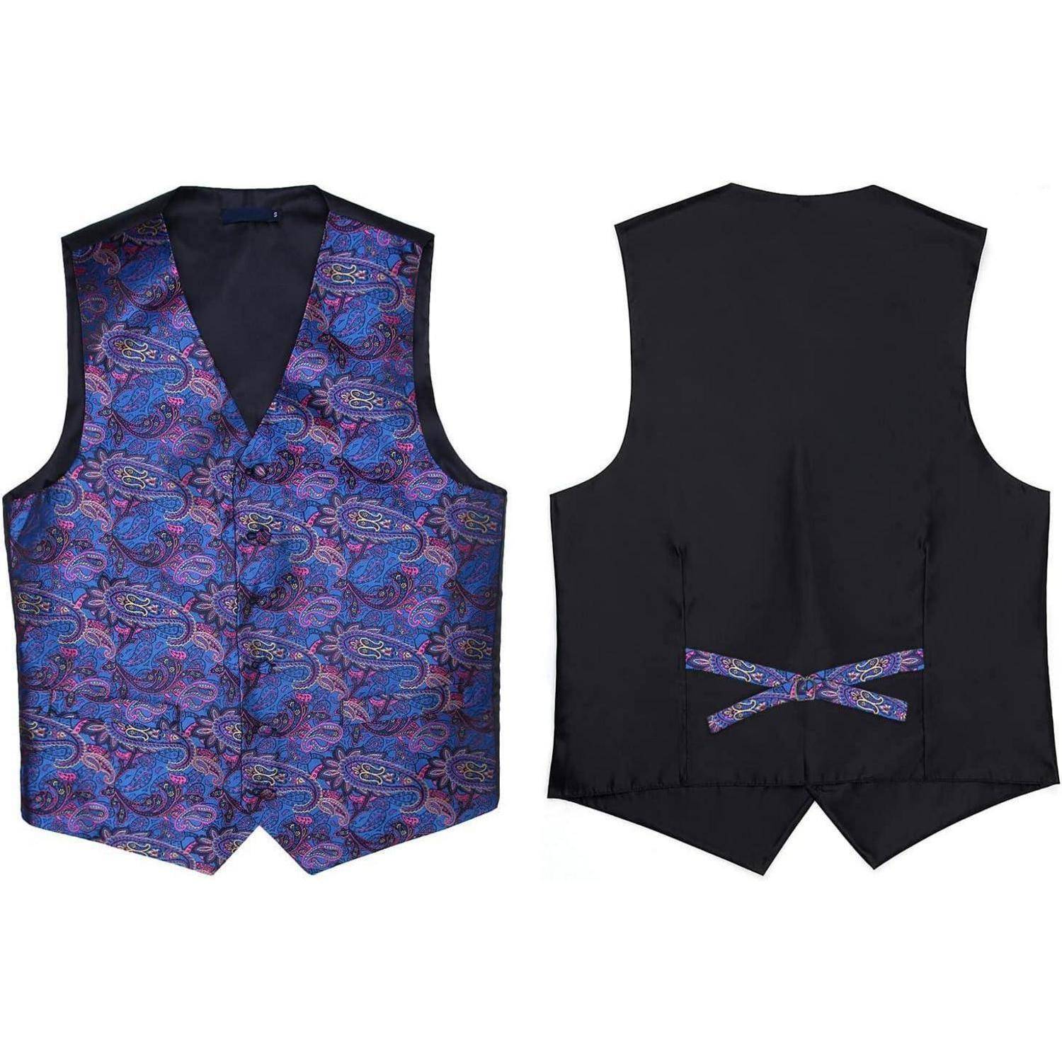 Ein Paisley-Muster-Weste in Blau- und Lila-Tönen ist von vorne und hinten zu sehen. Die Rückseite verfügt über einen verstellbaren Riemen.
