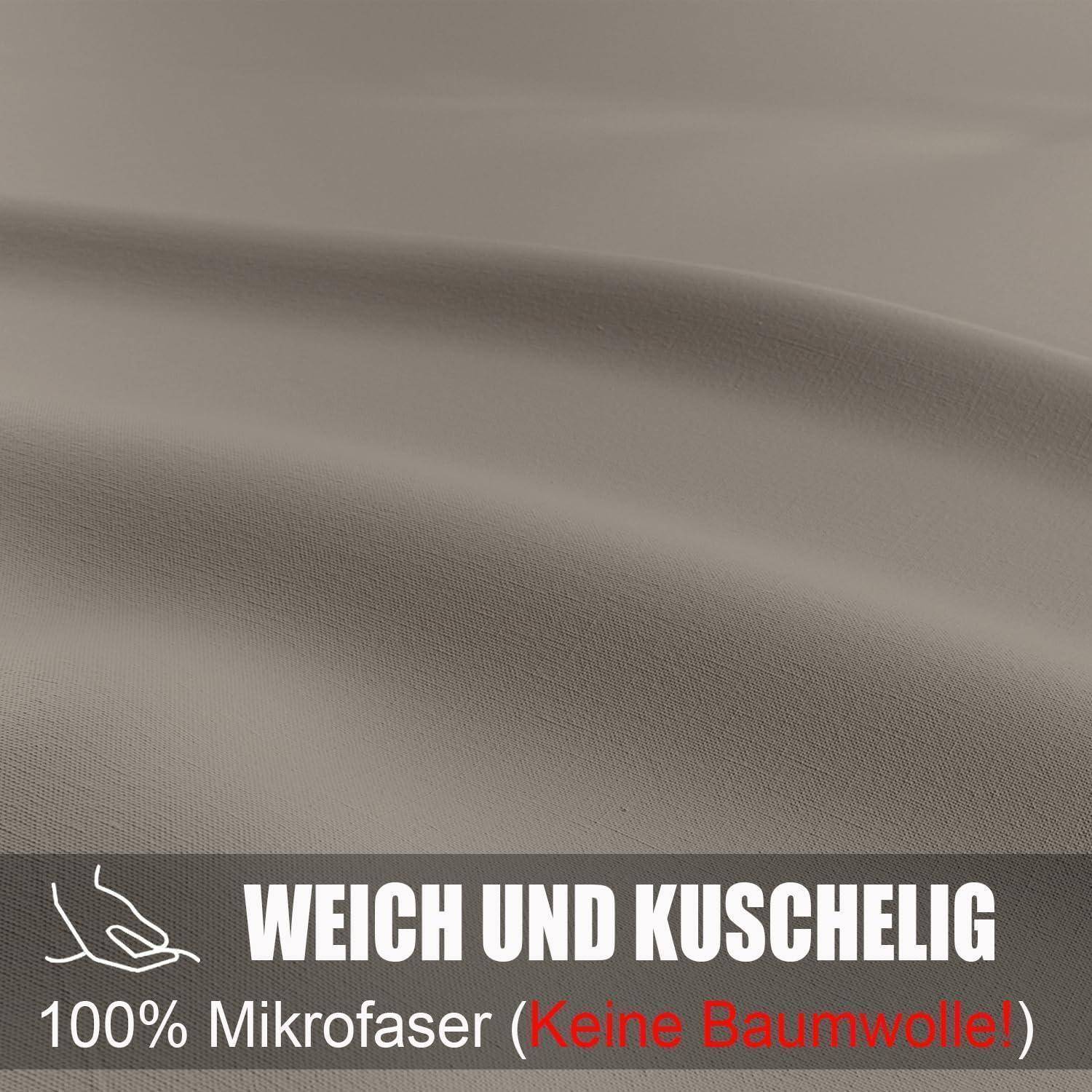 Ein weiches, strukturiertes Gewebe mit der großen Aufschrift 'WEICH UND KUSCHELIG', das angibt, dass es zu 100% aus Mikrofaser und nicht aus Baumwolle besteht.