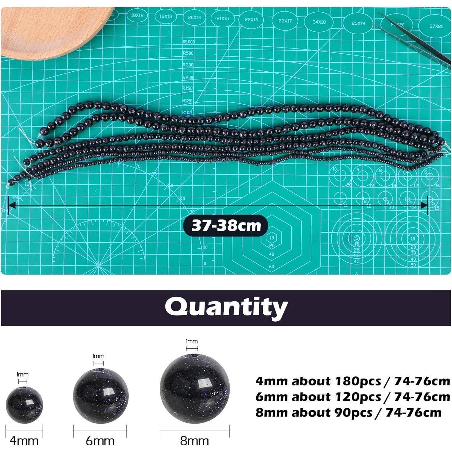 Schwarze Perlen auf einer grünen Schneidematte, Maße 37-38 cm. Darunter Mengenangaben: 4mm: 180 Stück, 6mm: 120 Stück, 8mm: 90 Stück.