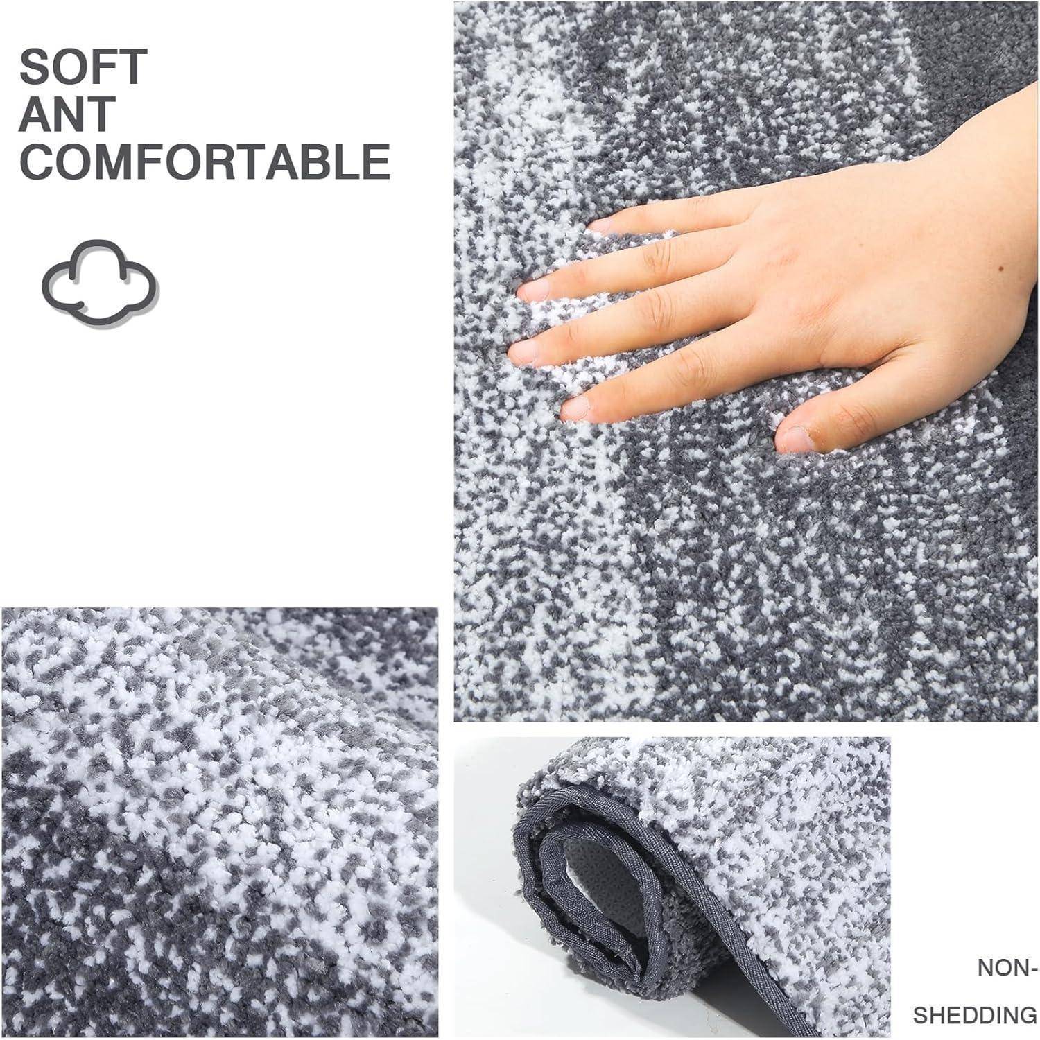 Hand berührt weichen grauen und weißen Teppich mit dem Titel ‚Weich und Komfortabel', mit Texturdetail und zusammengerolltem Teppich darunter.