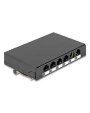 Ein schwarzer Netzwerk-Switch mit fünf Ethernet-Ports, von 1 bis 5 beschriftet.