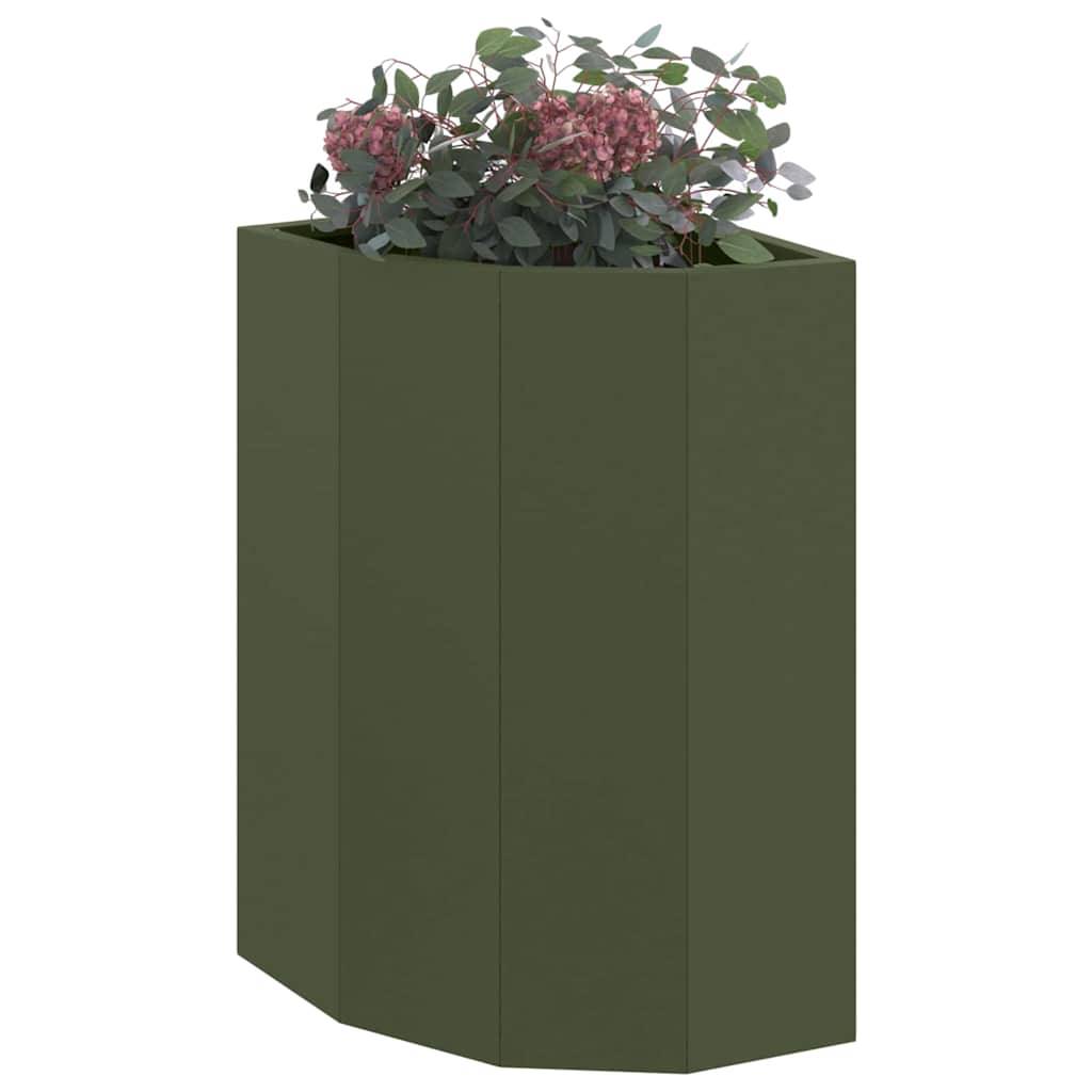 Ein hoher, sechseckiger, dunkelgrüner Pflanzkasten mit rosa blühenden Pflanzen und grünen Blättern oben.
