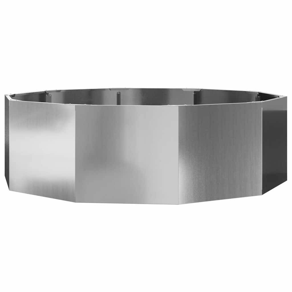 Edelstahlrahmen in Achteckform, wahrscheinlich für strukturelle oder industrielle Zwecke verwendet, mit gebürstetem Metallfinish und sichtbaren Befestigungslöchern.