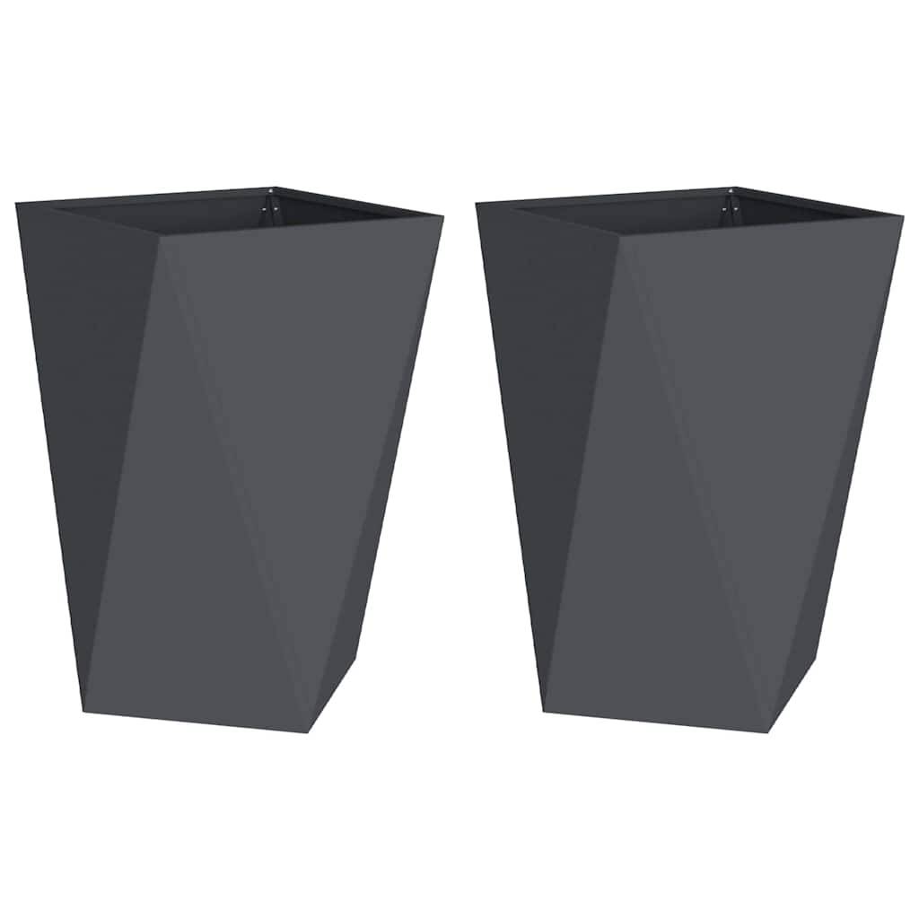 Zwei identische, moderne schwarze Pflanzgefäße mit geometrischem, sich verjüngendem Design, nebeneinander auf einem schlichten Hintergrund platziert.